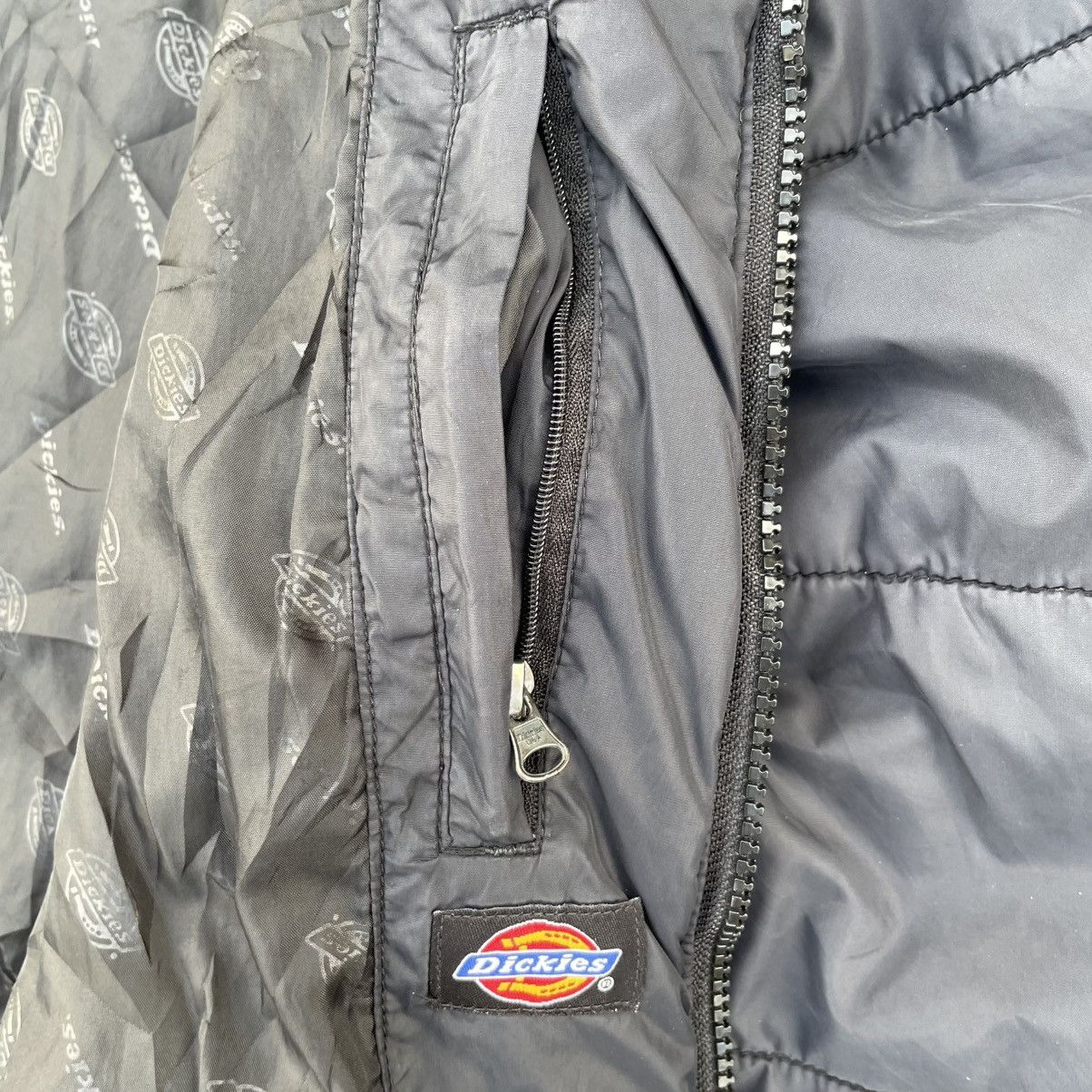 Dickies Dickies Black Puffer Jacket with Embroidery Logo Size US L / EU 52-54 / 3 - 7 Thumbnail