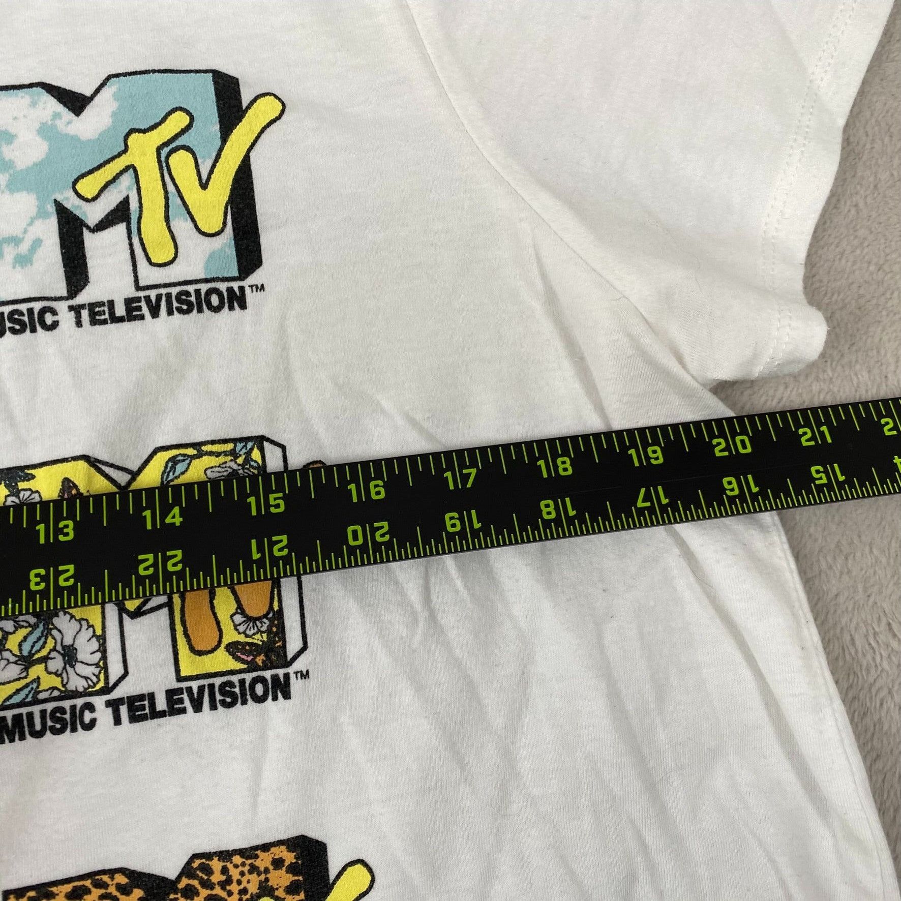 Mtv MTV Men's Graphic T-Shirts Bundle XL and L Size US XL / EU 56 / 4 - 5 Thumbnail