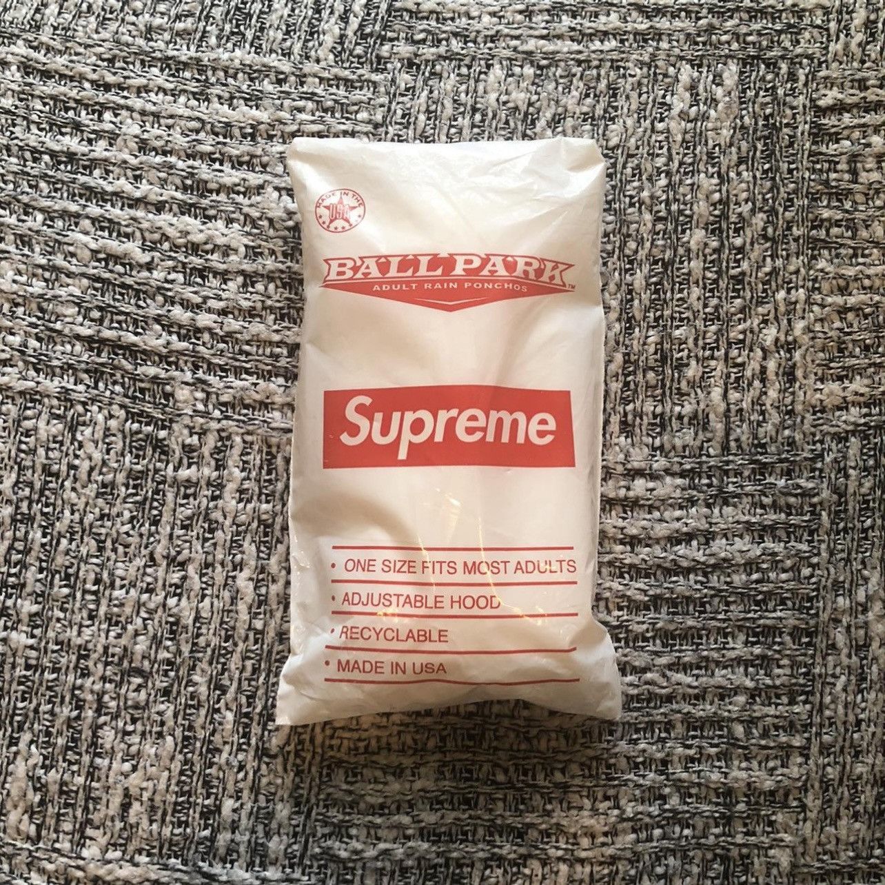Supreme Supreme Box Logo Ballpark Rain Poncho Size ONE SIZE - 3 Thumbnail