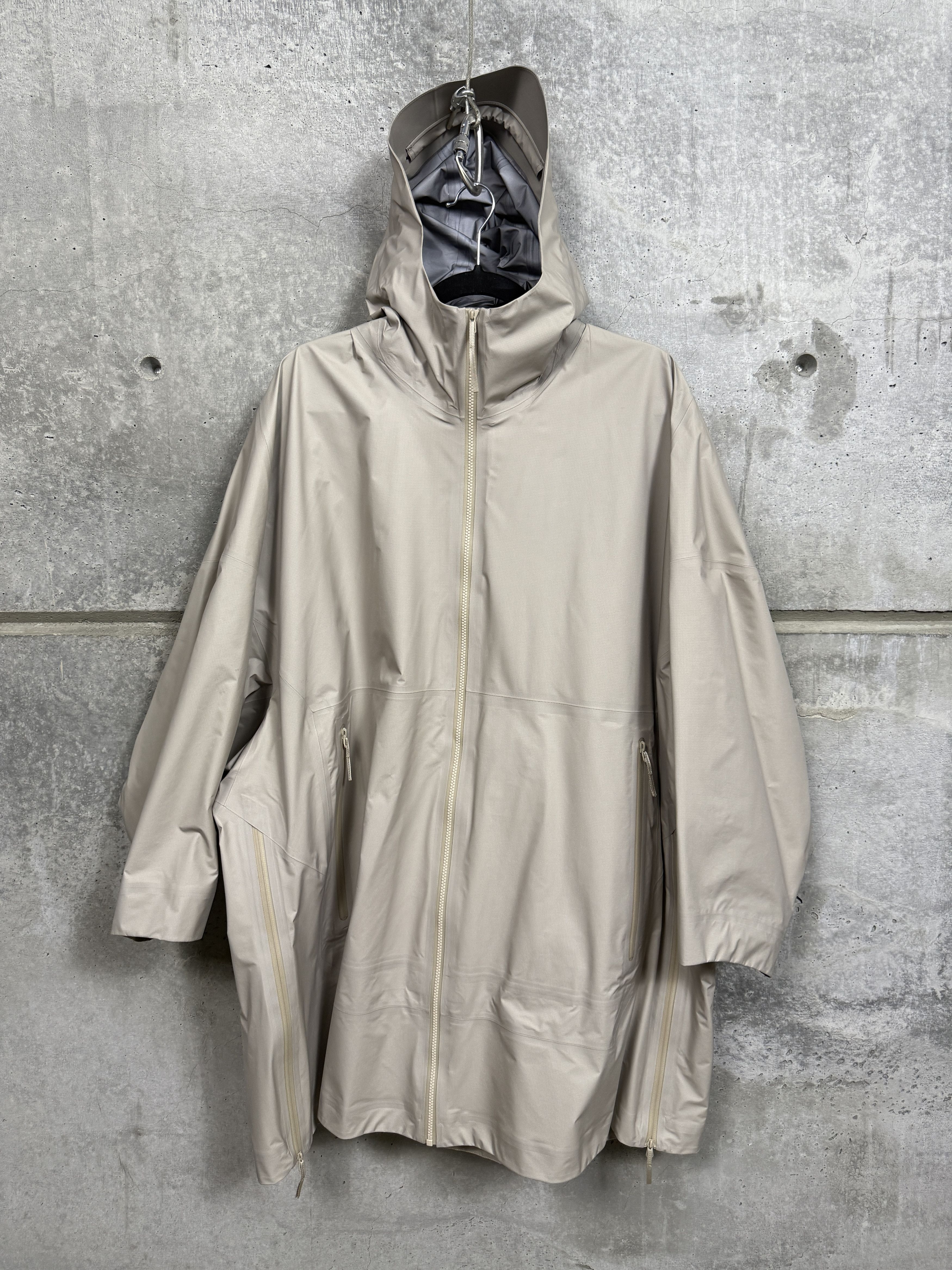 Veilance $750 Arc'Teryx Veilance Finite Rain Jacket Size ONE SIZE - 1 Thumbnail