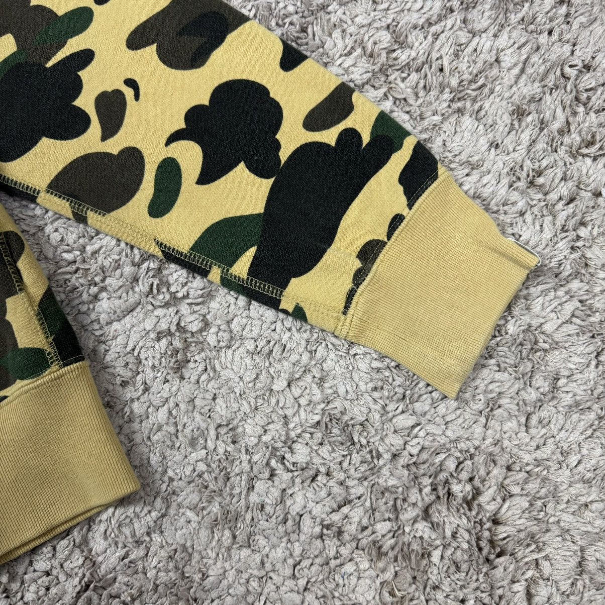 Bape Vintage Bape 1st Camo Fullzipper Hoodie Size US S / EU 44-46 / 1 - 10 Thumbnail