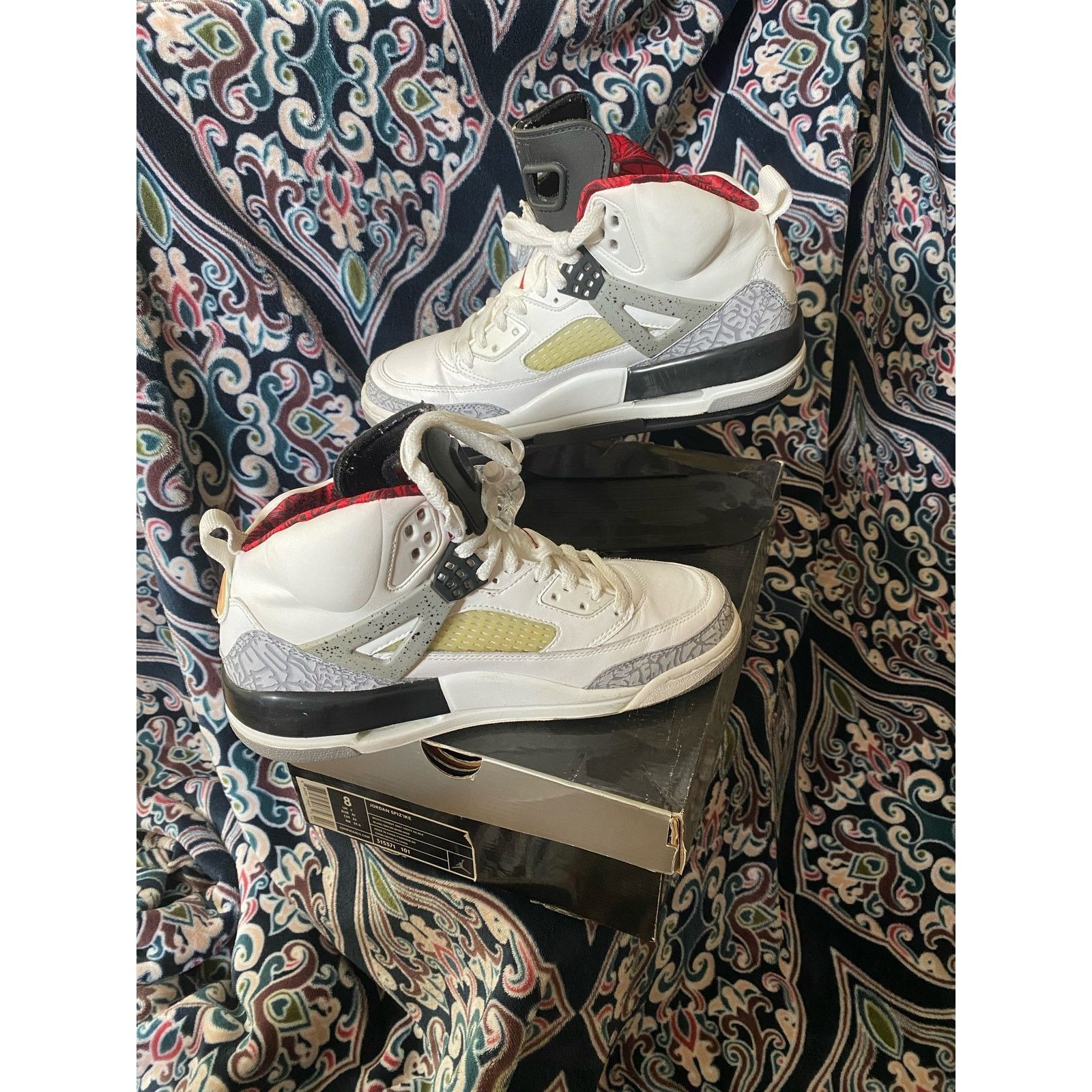 Jordan Brand Jordan Spizike White Cement Grey m8 w9.5 Size US 8 / EU 41 - 3 Thumbnail