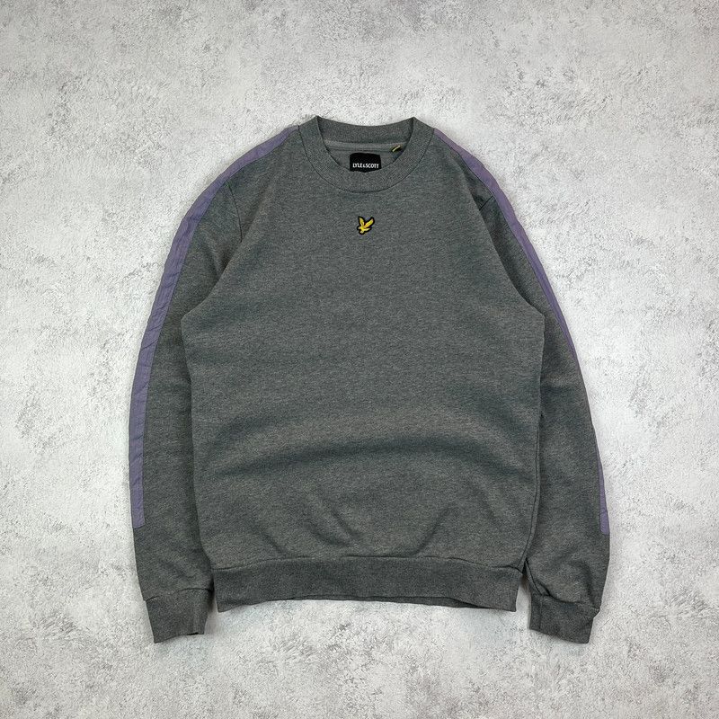 Lyle & Scott Lyle & Scott nylon side stripes casual sweatshirt Size US S / EU 44-46 / 1 - 1 Thumbnail
