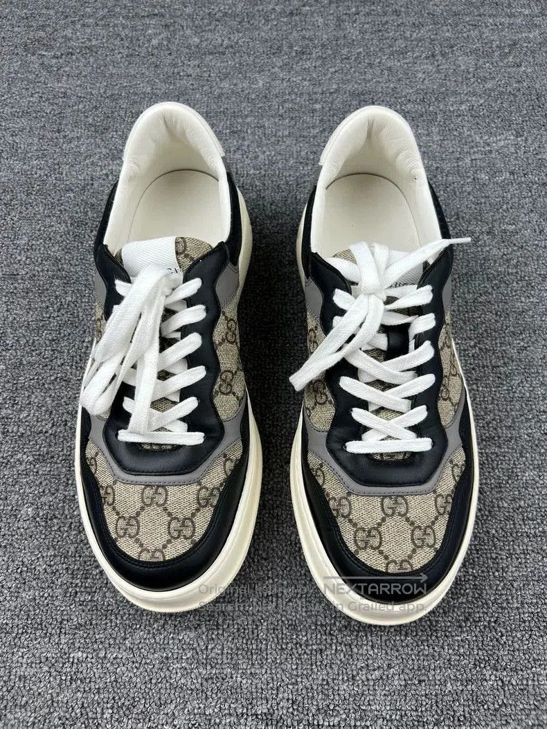 Gucci Gucci Gray Logo Print Low-Top Sneakers. Size US 8 / EU 41 - 3 Thumbnail