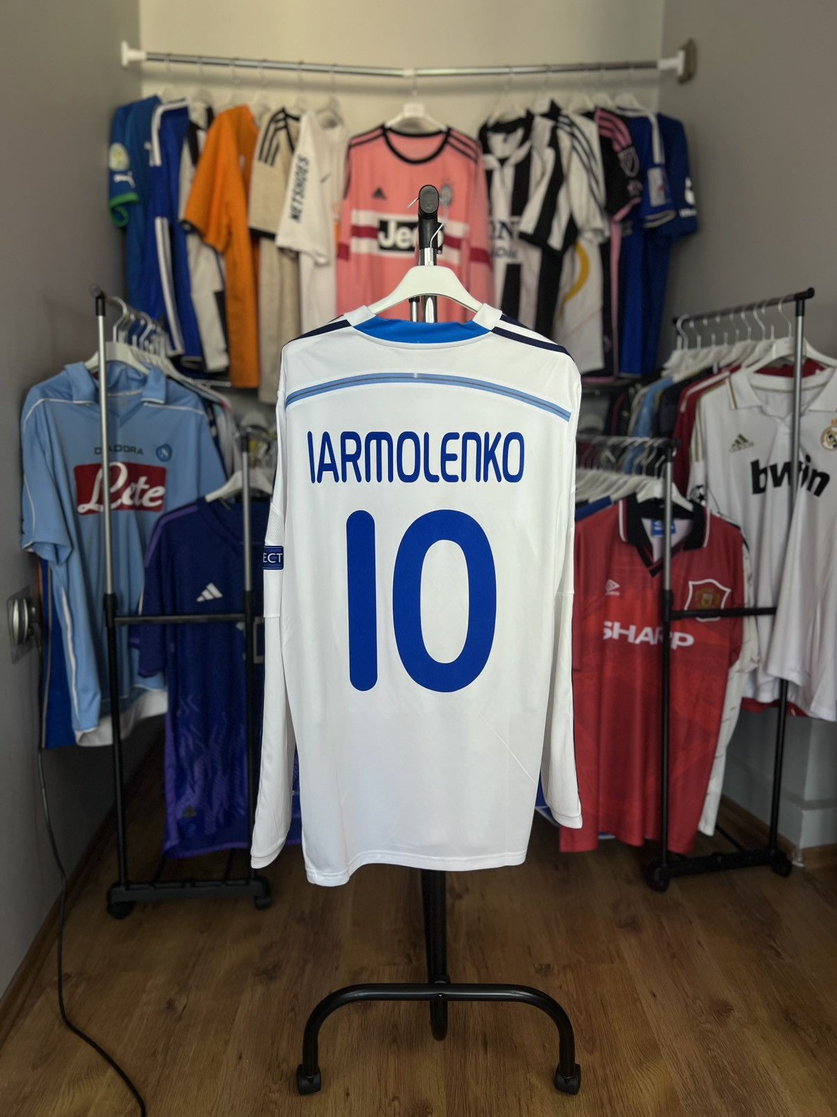 Adidas Soccer Jersey Adidas Dynamo Kyiv 2015/16 Yarmolenko #10 Size US L / EU 52-54 / 3 - 1 Thumbnail