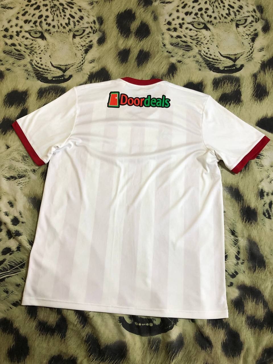 Adidas SHEFFIELD UNITED 2018/2019 HOME FOOTBALL SHIRT ADIDAS Size US L / EU 52-54 / 3 - 5 Thumbnail