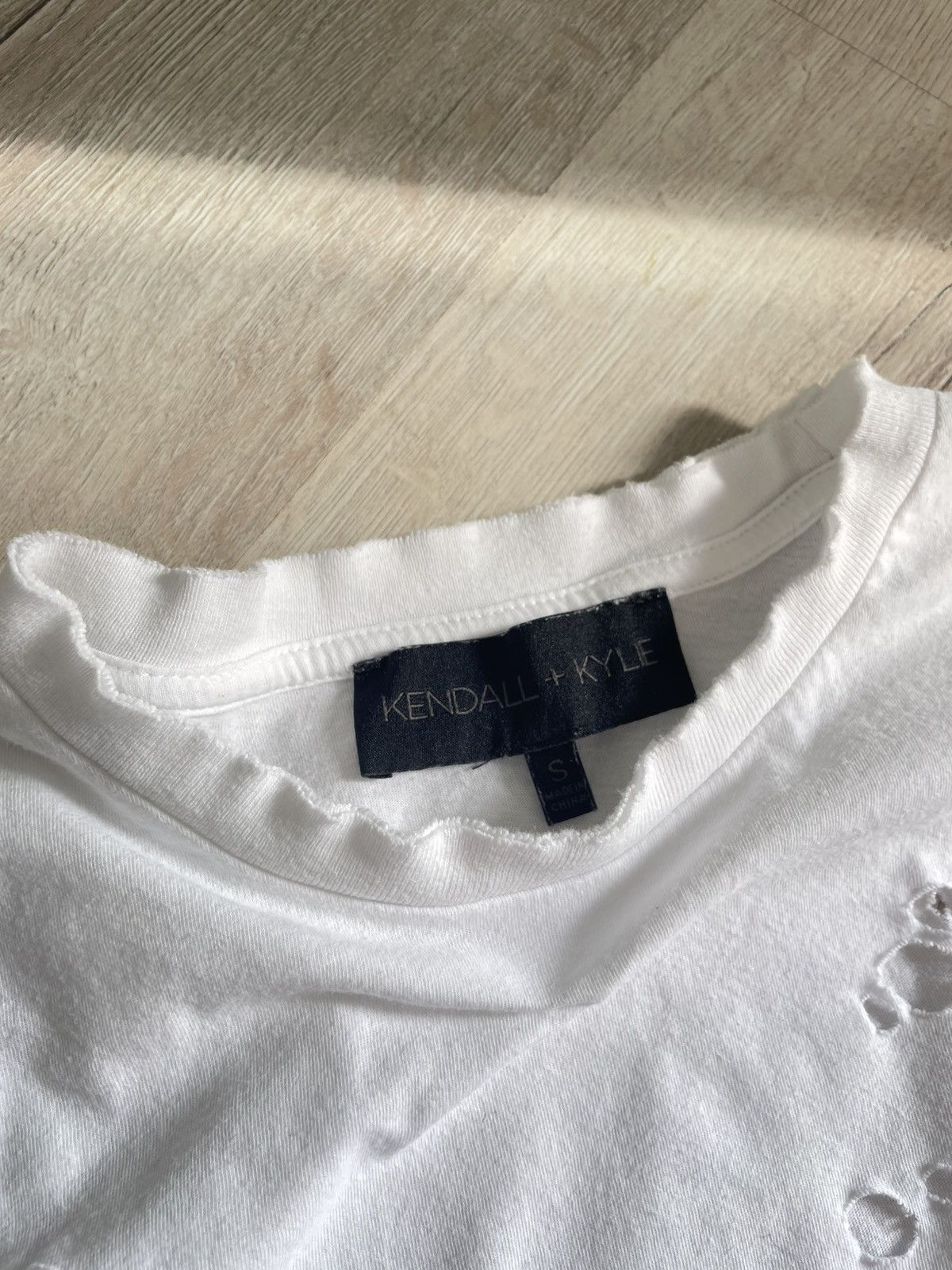 Designer × Kendall And Kylie Kendall + Kyle Distressed White Long-sleeve Size S / US 4 / IT 40 - 7 Thumbnail