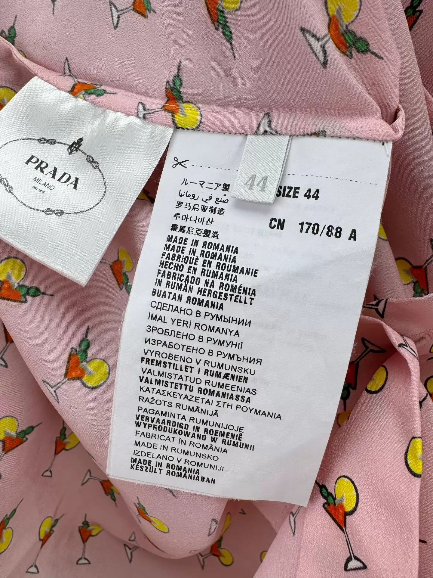 Prada Prada New With Tags Button-Up Shirt Size 44 Size M / US 6-8 / IT 42-44 - 5 Thumbnail