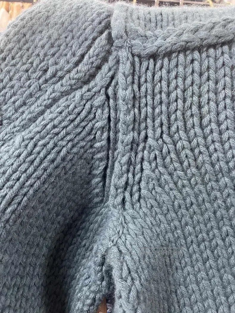 Louis Vuitton Louis Vuitton Blue knit button-down sweater jacket Size US M / EU 48-50 / 2 - 7 Thumbnail