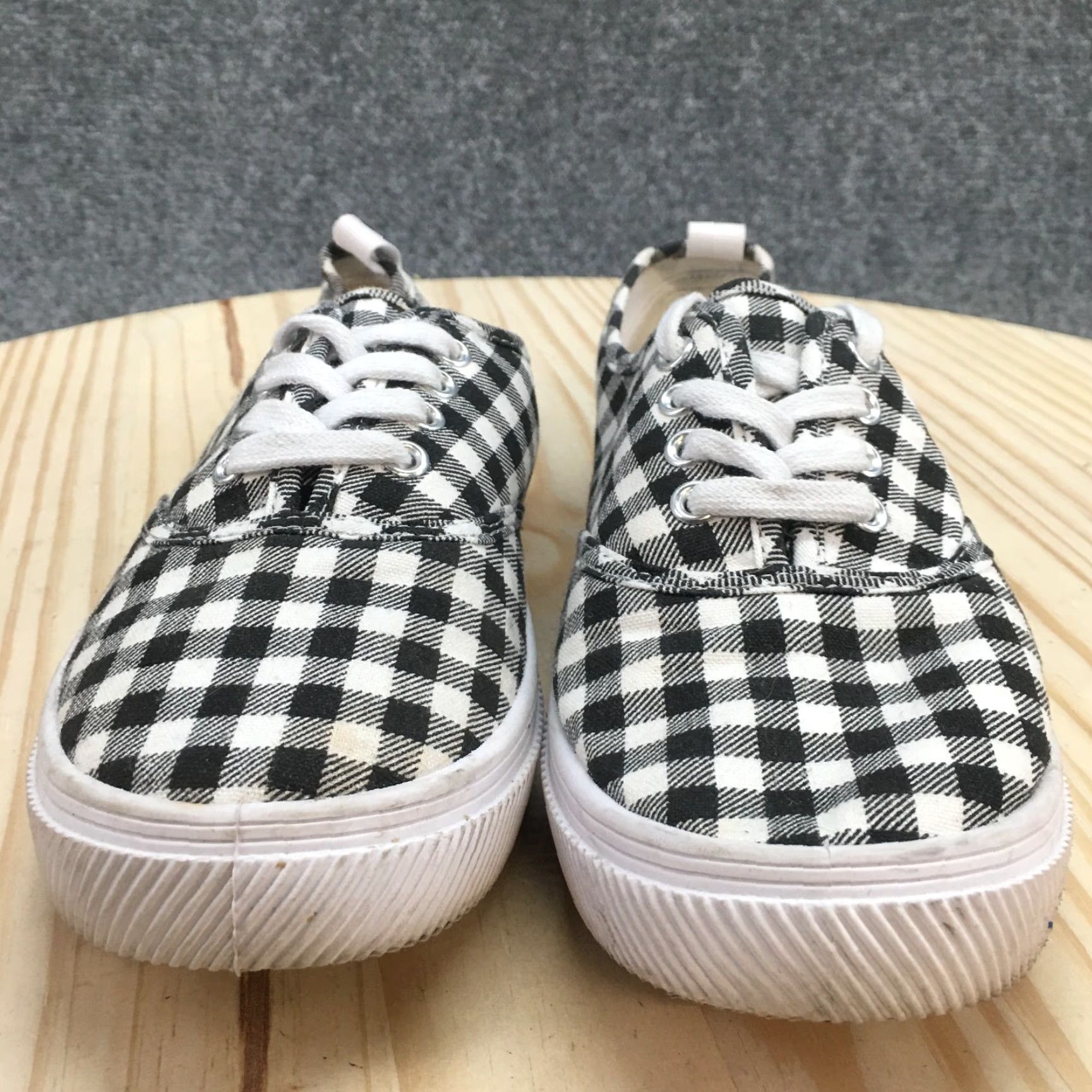 H&M H&M Divided Shoes Women Plaid Casual Low Top Lace Up Sneakers Black White Size M / US 6-8 / IT 42-44 - 7 Thumbnail