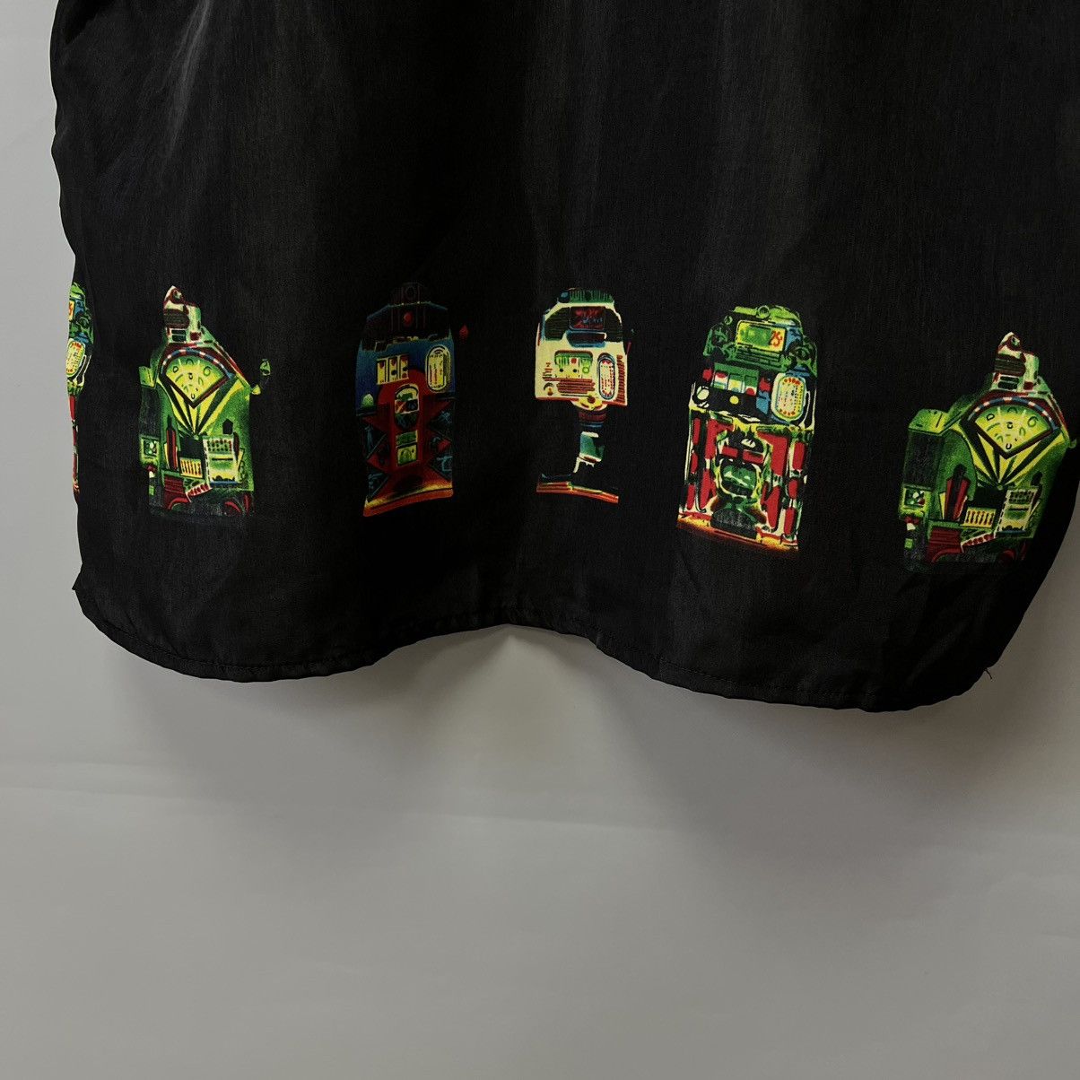 Vintage Vintage Las Vegas Shirt Short Sleeve men’s size L y2k Size US L / EU 52-54 / 3 - 14 Thumbnail