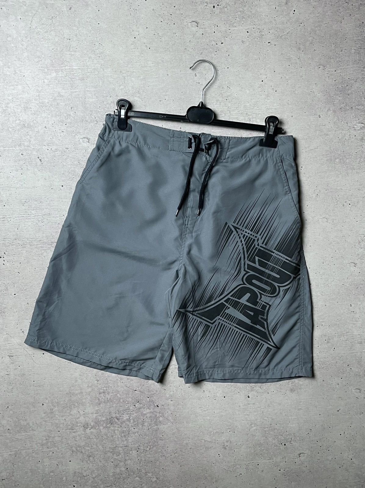 Tapout Tapout Vintage Shorts Y2K Affliction style Size US 34 / EU 50 - 1 Thumbnail