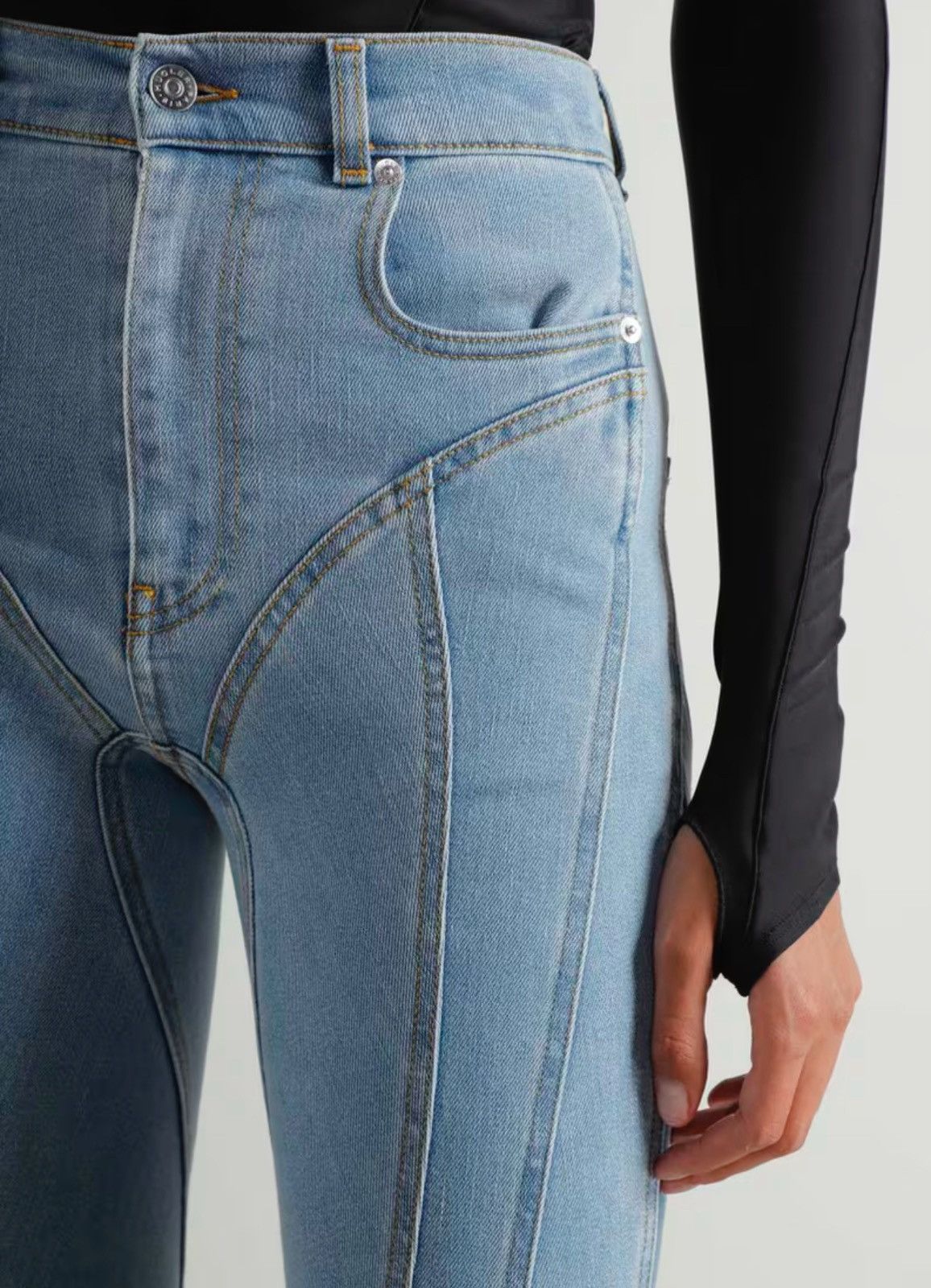 Mugler Last Size Mugler Spiral Blue Two-Tone Jeans Size 27" / US 4 / IT 40 - 4 Thumbnail