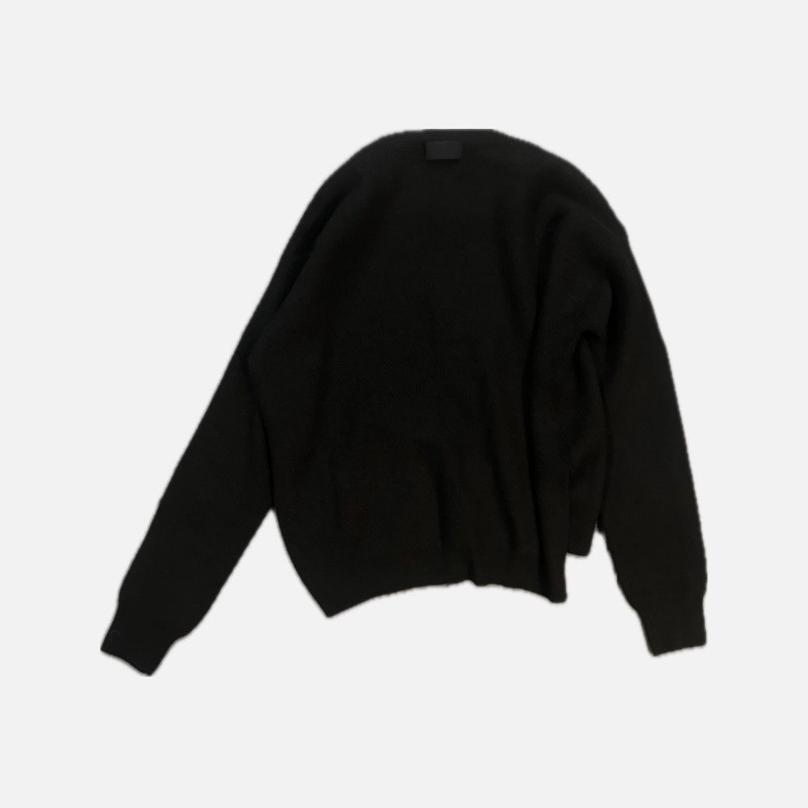 Helmut Lang helmut lang black cashmere sweater with button sleeve Size US L / EU 52-54 / 3 - 2 Thumbnail
