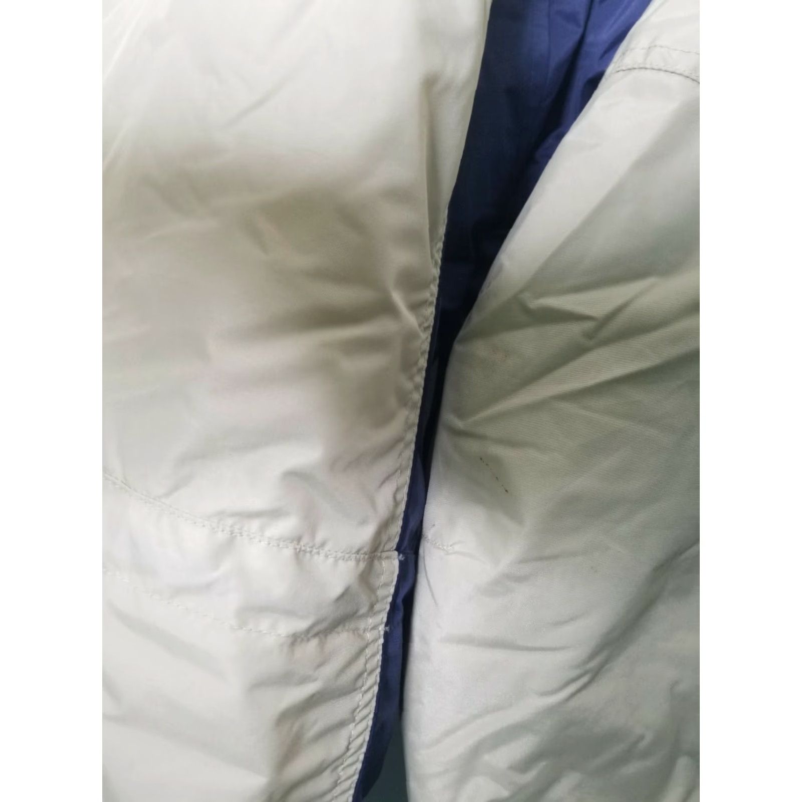 Vintage VINTAGE Columbia Sportswear Jacket Womens XL Beige Navy Snow Heavy Size XL / US 12-14 / IT 48-50 - 5 Thumbnail