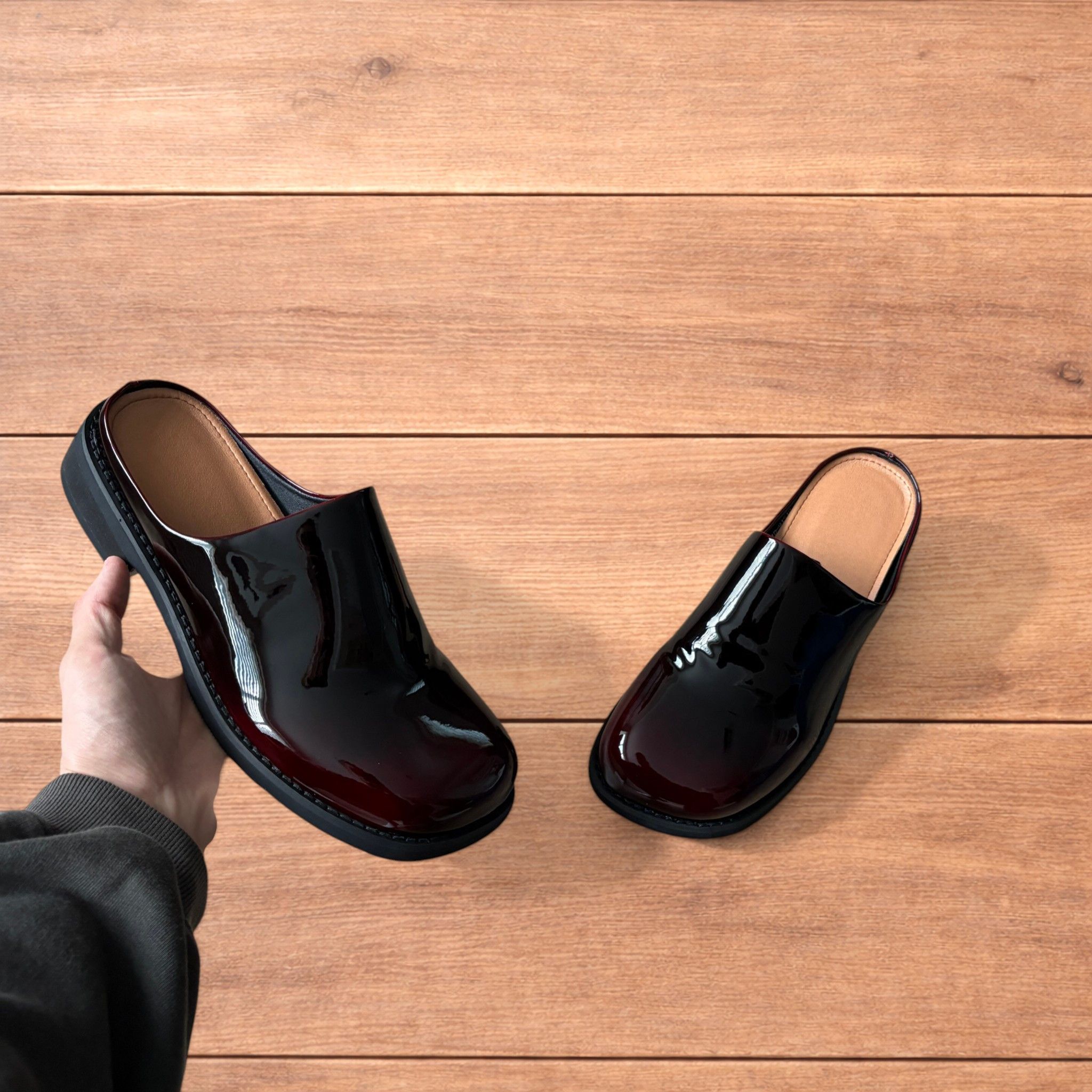 Japanese Brand Lovely faux leather slip on clogs slippers in oxblood red. Size US 11 / EU 44 - 1 Thumbnail