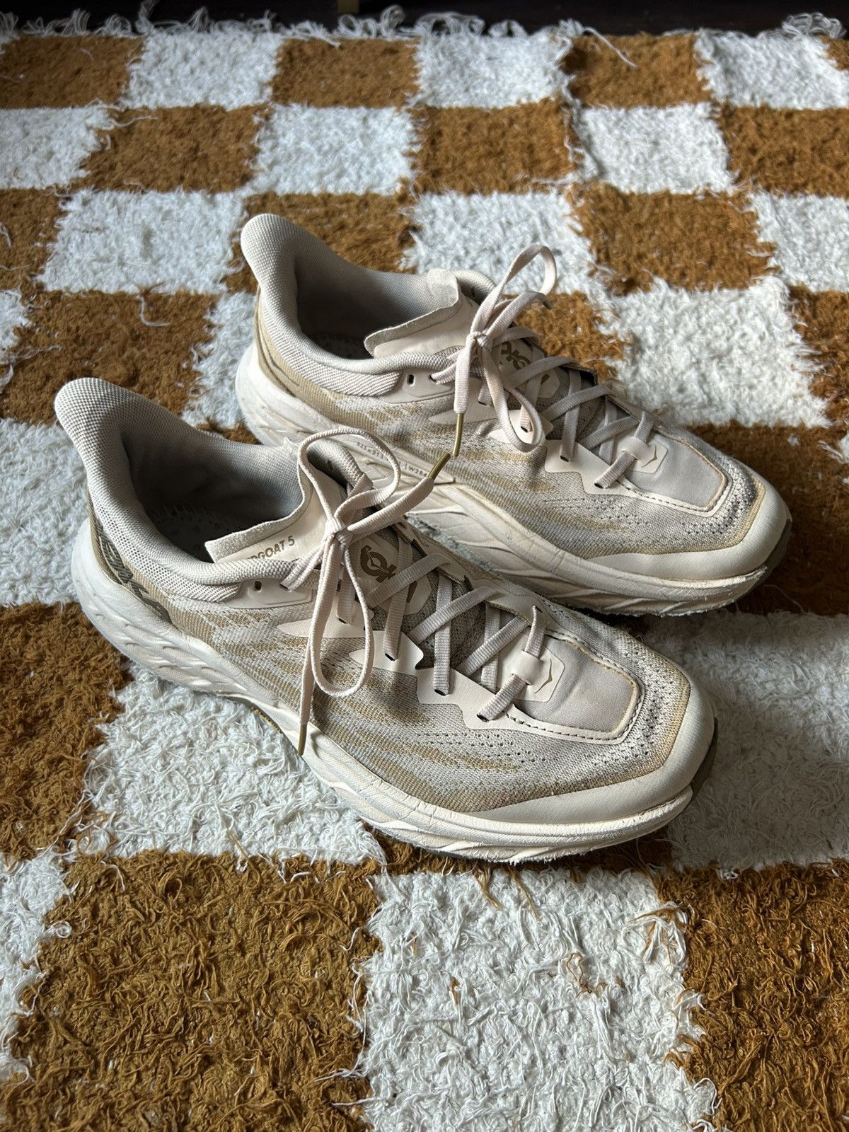 Hoka Hoka Speedgoat 5 Trailrunner | Vanilla Wheat Size US 10 / EU 43 - 2 Thumbnail