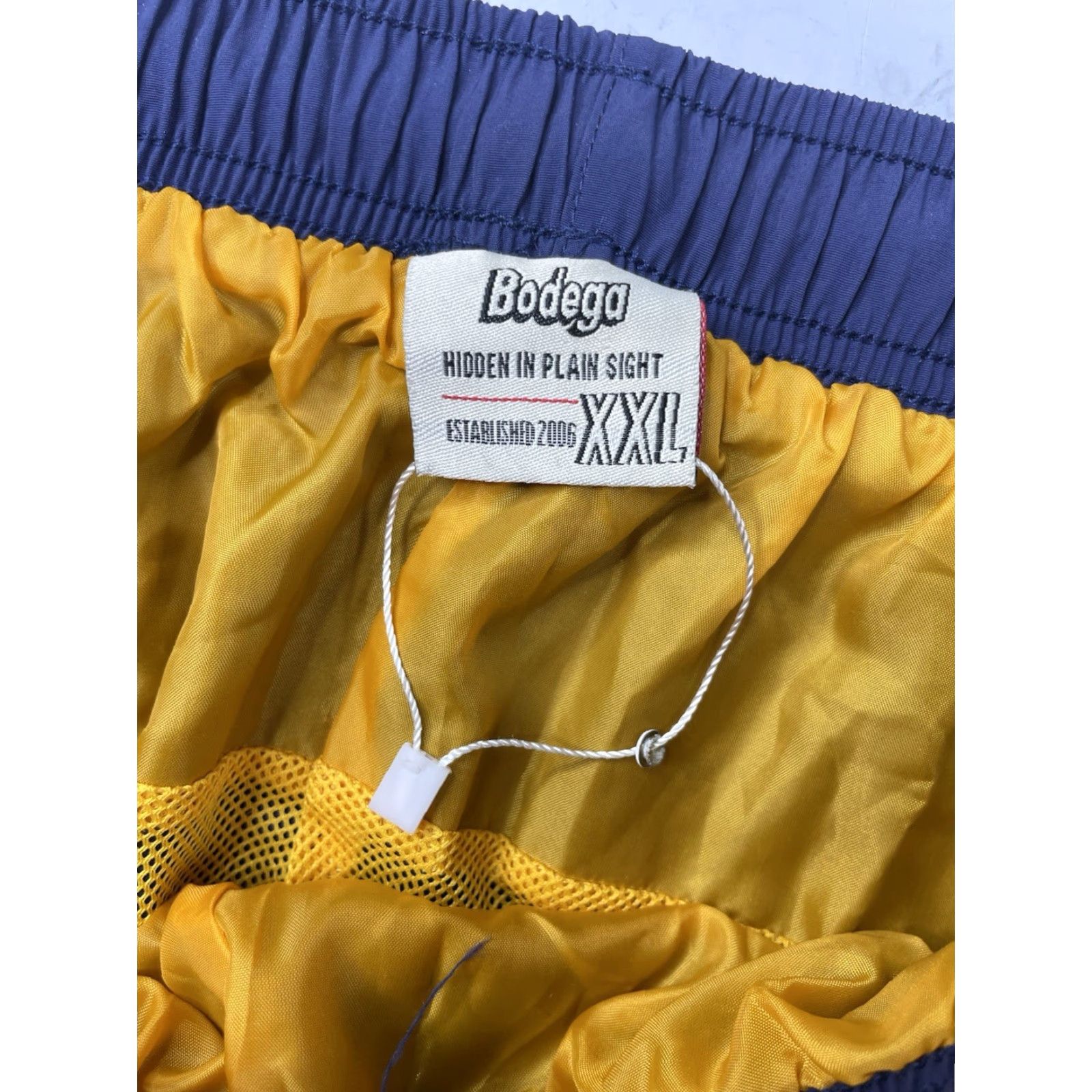 Bodega Bodega Track Pants Men XXL Lined Nylon Navy Blue With Yellow Accents Activo Activewear Size US 39 - 6 Thumbnail