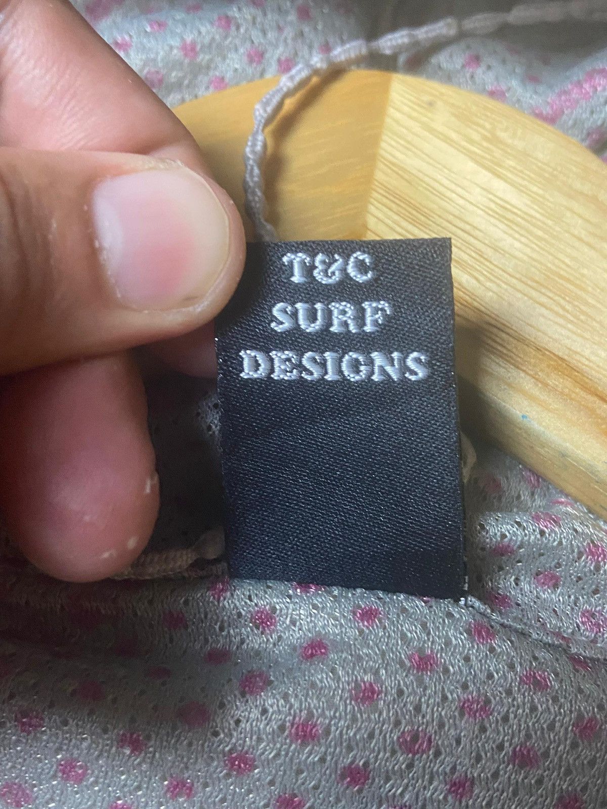 Japanese Brand × Other × Vintage T&C Surf Designs Brand Light Hooded Jacket (121) Size US L / EU 52-54 / 3 - 13 Thumbnail