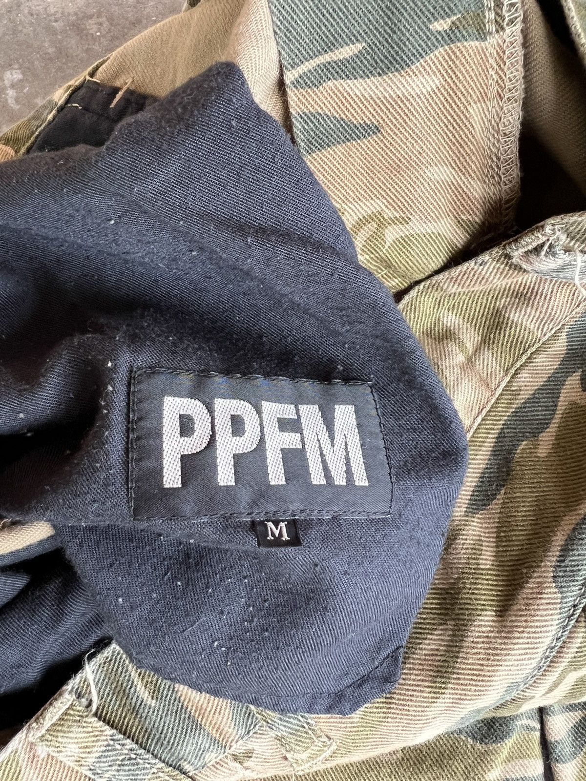 If Six Was Nine × PPFM PPFM TIGER STRIPE CAMO CARGO PANTS VERY RARE Size US 31 - 16 Thumbnail