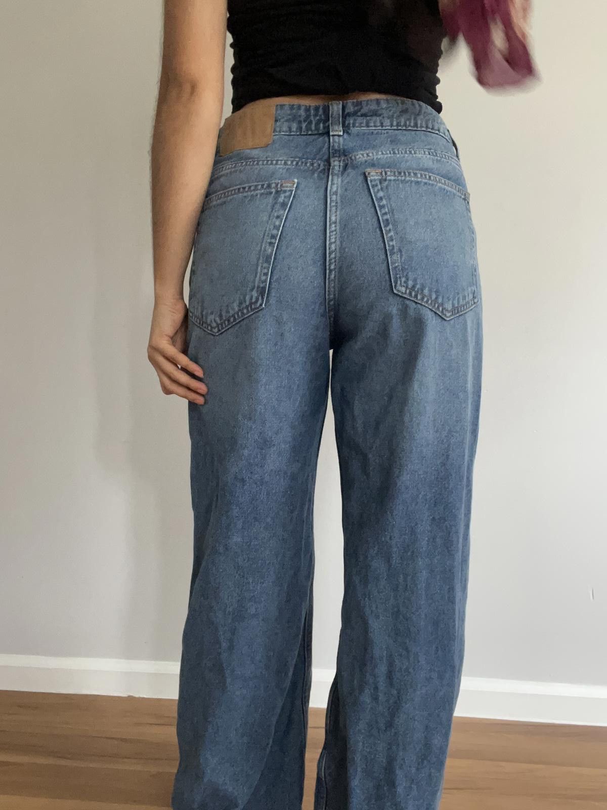 Divided Women’s high waisted wide leg medium wash jeans Size 32" / US 10 / IT 46 - 3 Thumbnail
