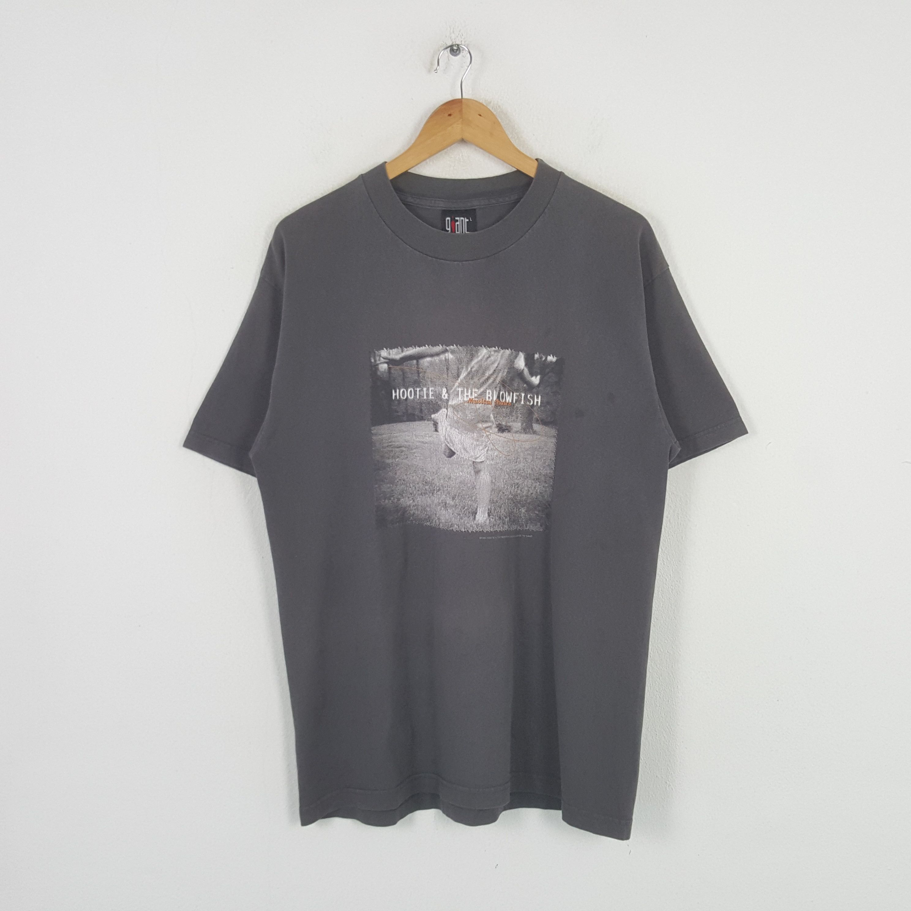 Band Tees Vintage Hootie & The Blowfish American Rock Band Tshirt 31 Size US M / EU 48-50 / 2 - 1 Thumbnail