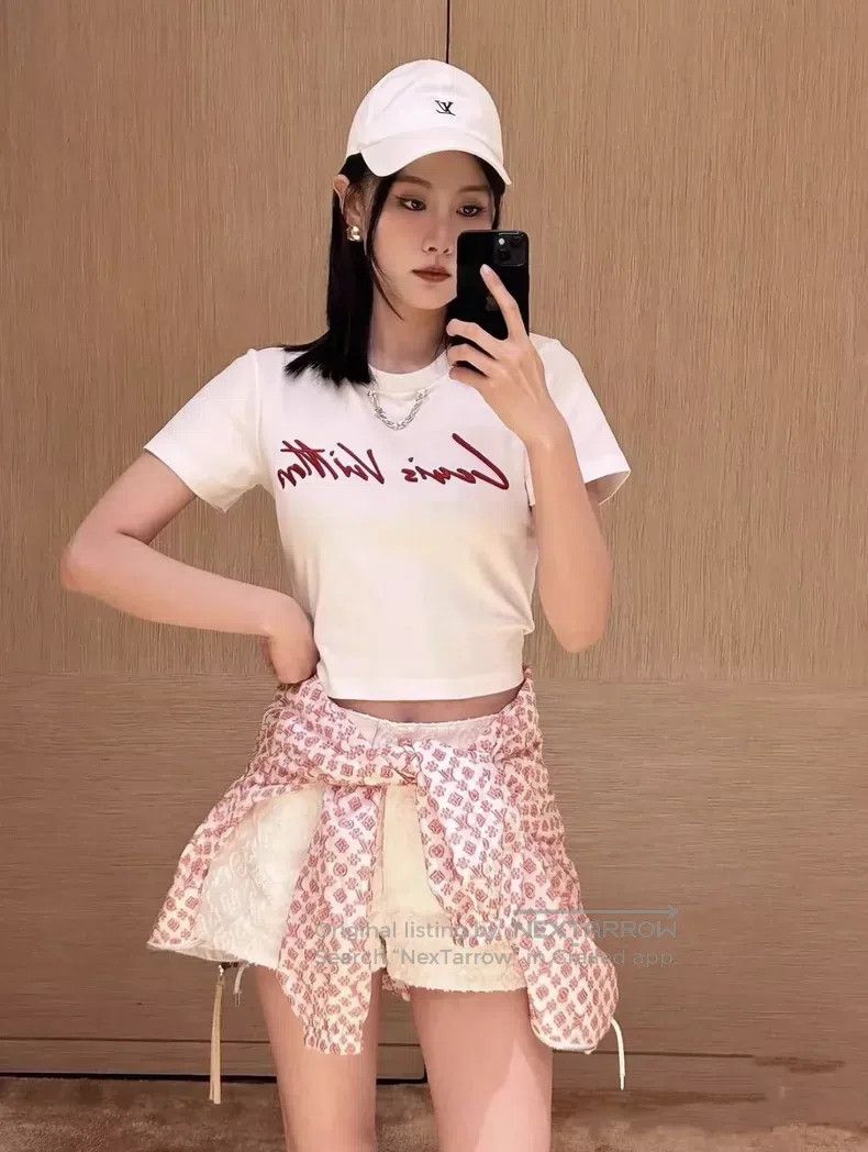 Louis Vuitton Louis Vuitton 25 New Embroidered Chain Short Sleeve Size L / US 10 / IT 46 - 9 Thumbnail