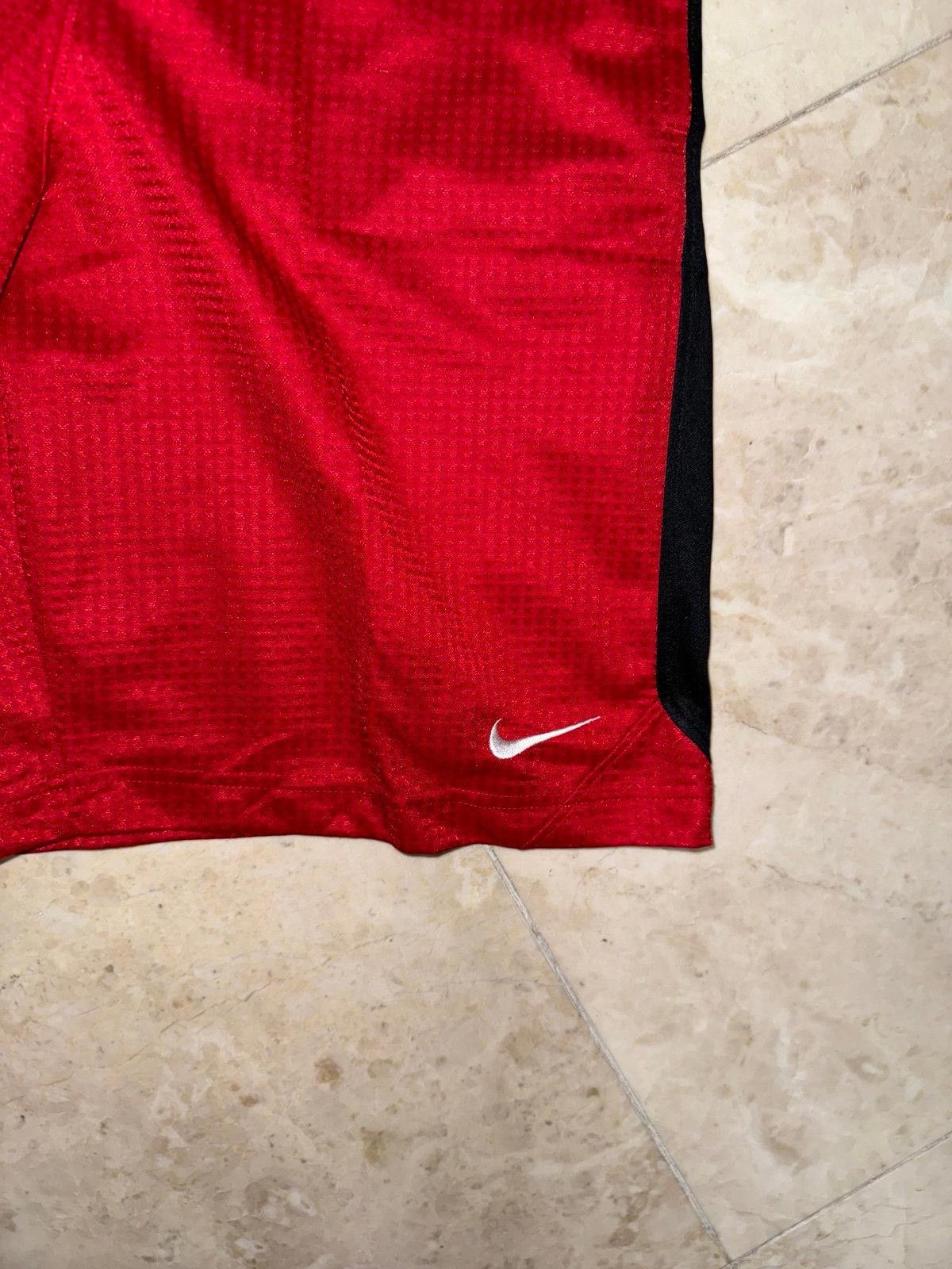 Nike Nike VNTG Men’s Athletic Fit Shorts Mesh Polyester Y2K EUC Size US 30 / EU 46 - 3 Thumbnail