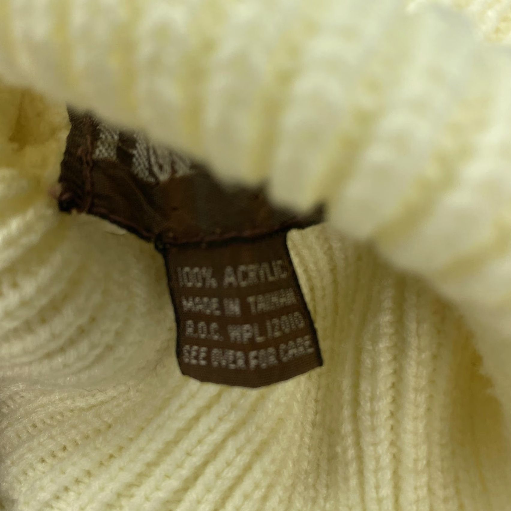 Vintage VINTAGE Horizon Sweater Women Pullover Geometric Knit Ivory Turtleneck Medium Wool-Free Acrylic Cable Knit 80s 90s Mens? Wait. Size M / US 6-8 / IT 42-44 - 3 Thumbnail