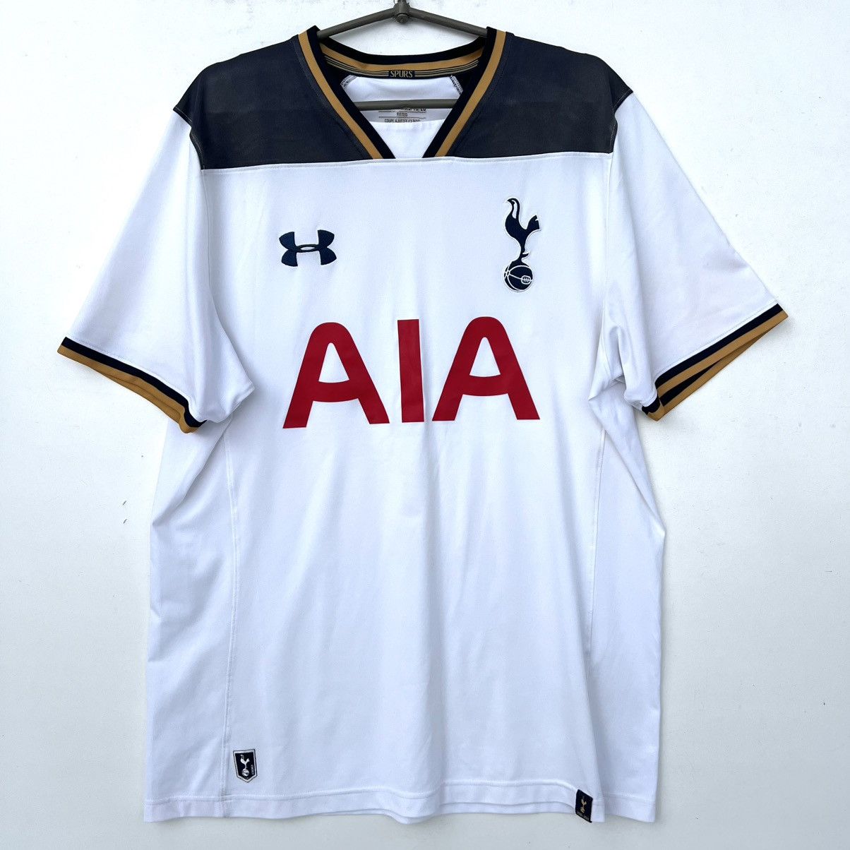 Under Armour TOTTENHAM HOTSPUR 2016 2017 soccer SHIRT JERSEY UNDER ARMOUR Size US L / EU 52-54 / 3 - 1 Thumbnail