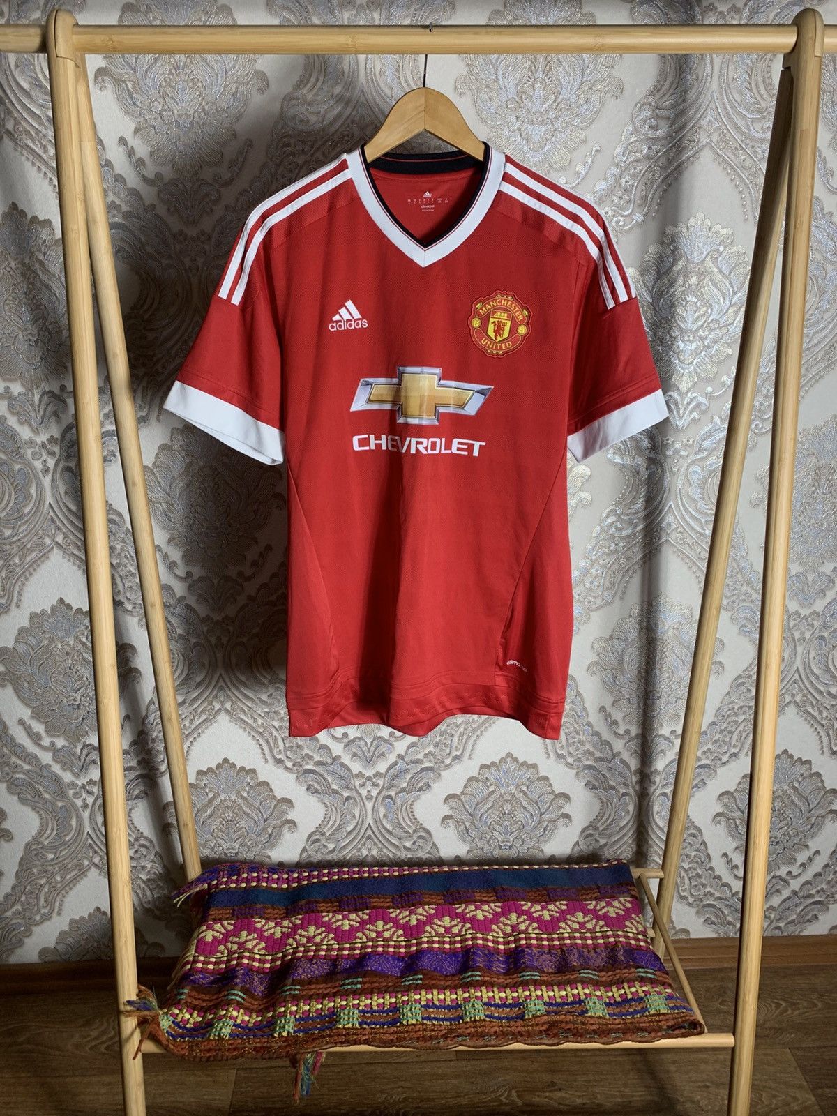Adidas VINTAGE ADIDAS FC MANCHESTER UNITED ENGLAND SOCCER JERSEY Size US L / EU 52-54 / 3 - 1 Thumbnail