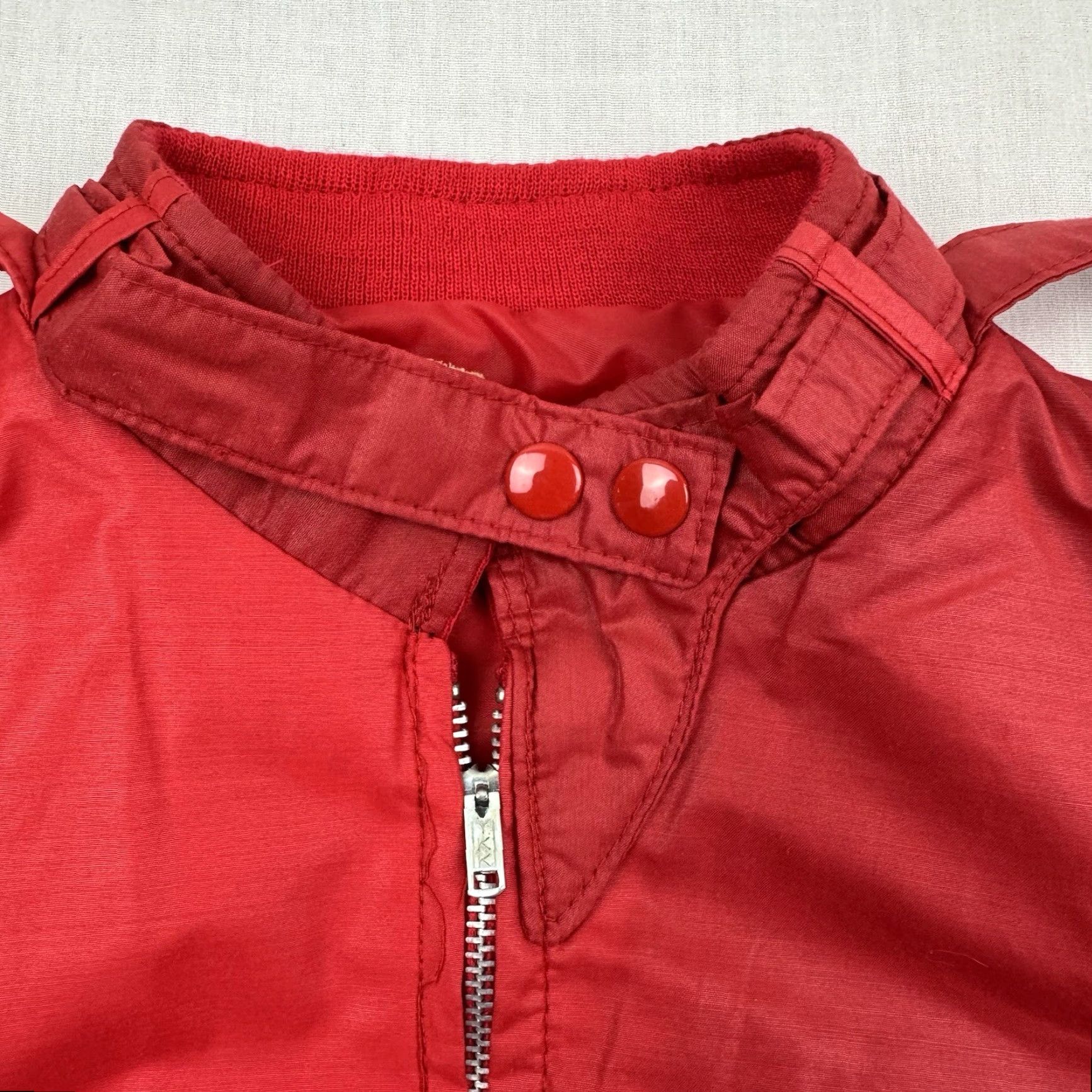 Vintage VINTAGE Collections 1980s Jacket Windbreaker Adult Small Red Full Zip Hipster Size US S / EU 44-46 / 1 - 3 Thumbnail
