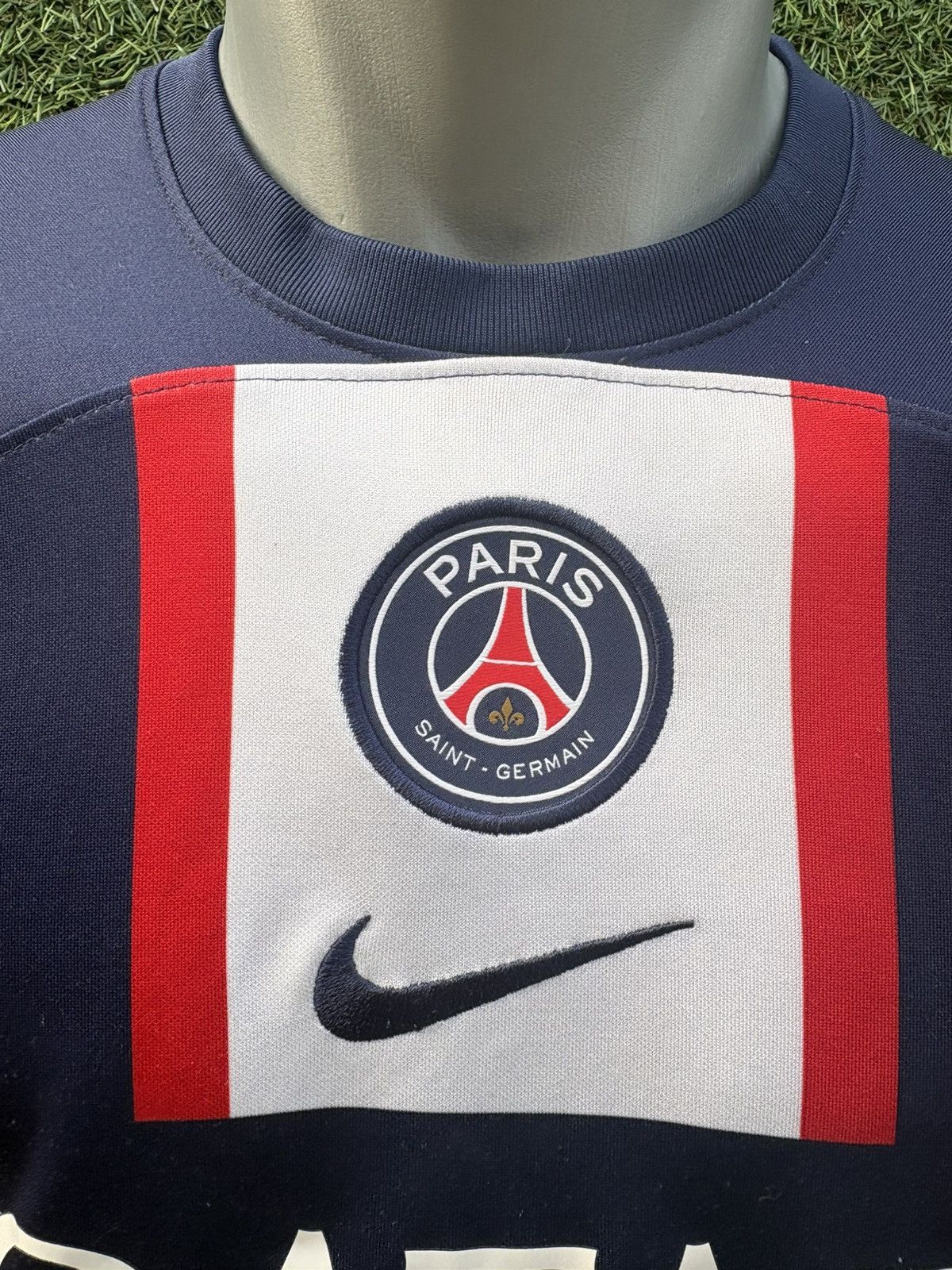 Nike Jersey mbappe psg Size US XS / EU 42 / 0 - 8 Thumbnail