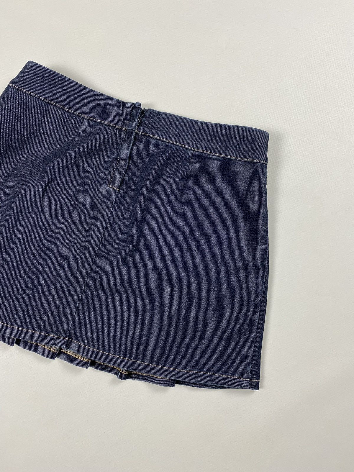 Burberry × Vintage Burberry London vintage Y2K denim mini skirt size US 10 Size 32" / US 10 / IT 46 - 18 Thumbnail