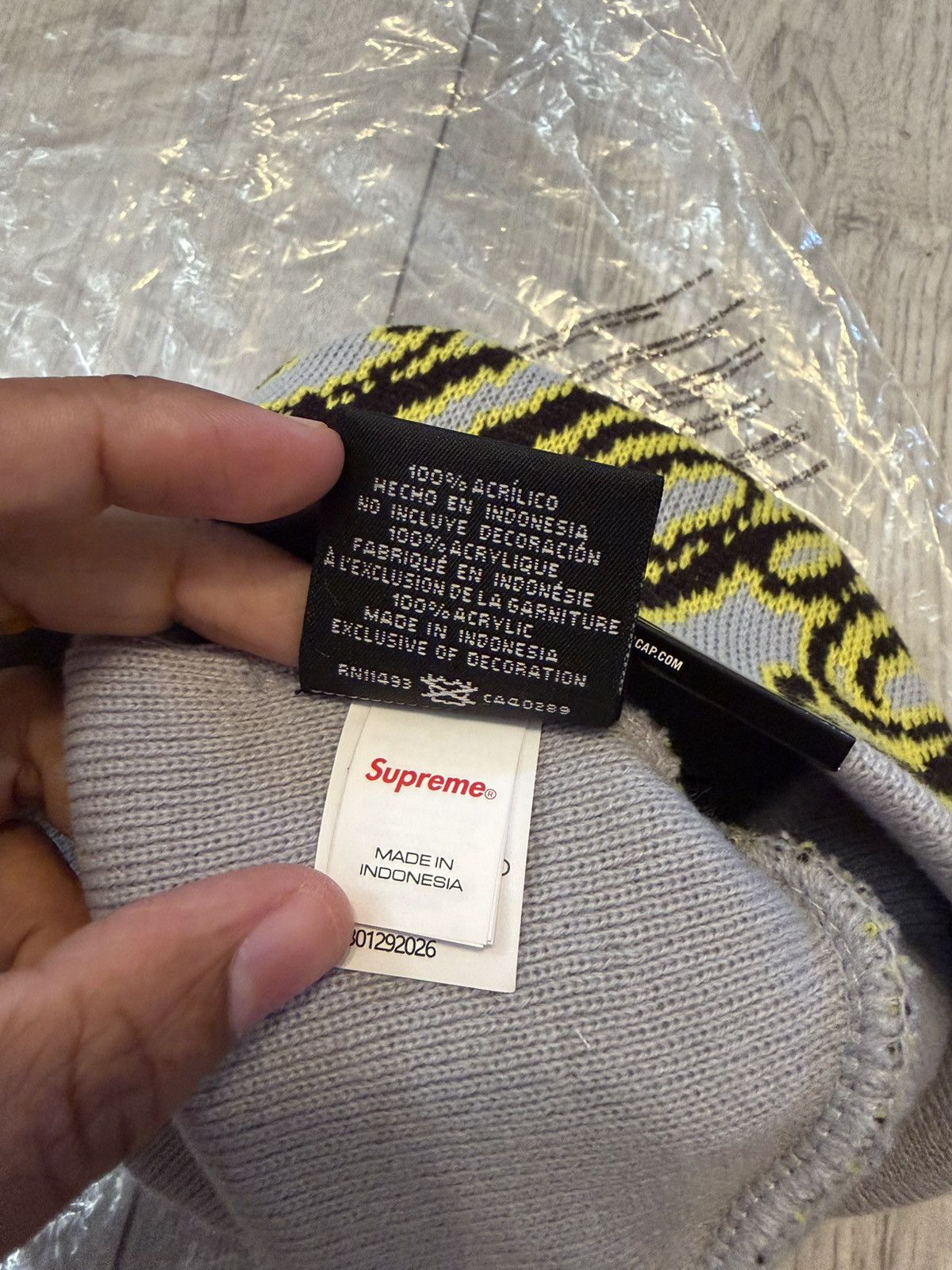 Supreme Supreme SS26 New Era Cursive Beanie Grey Size ONE SIZE - 8 Thumbnail