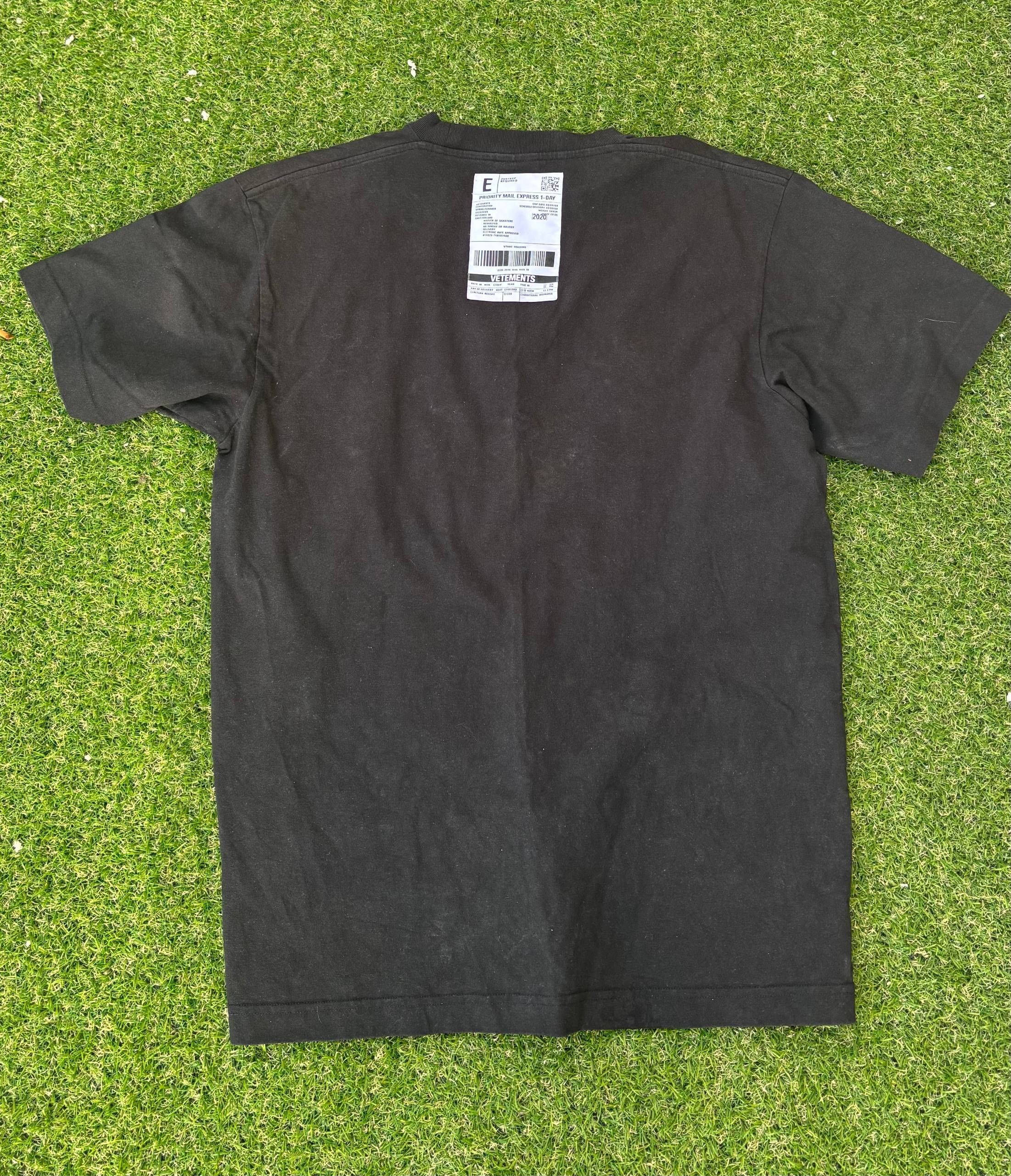Vetements SS20 Vetements Postage Logo Patch tee Size US S / EU 44-46 / 1 - 2 Thumbnail