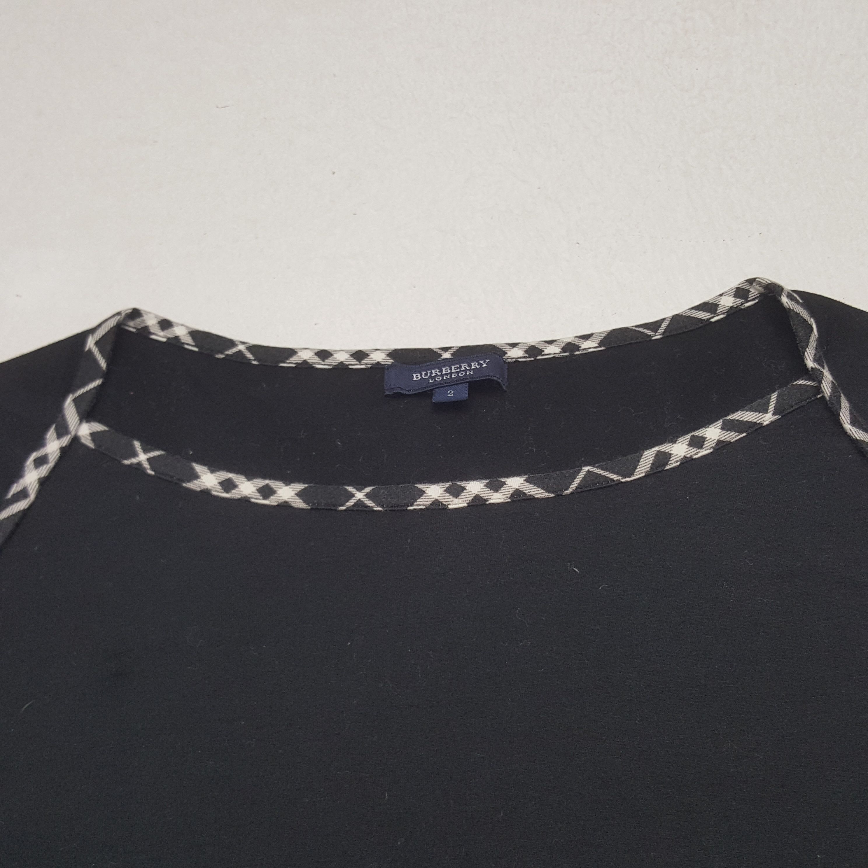 Burberry × Vintage Vintage Burberry London Custom Spell Out Tshirt Size S / US 4 / IT 40 - 5 Thumbnail