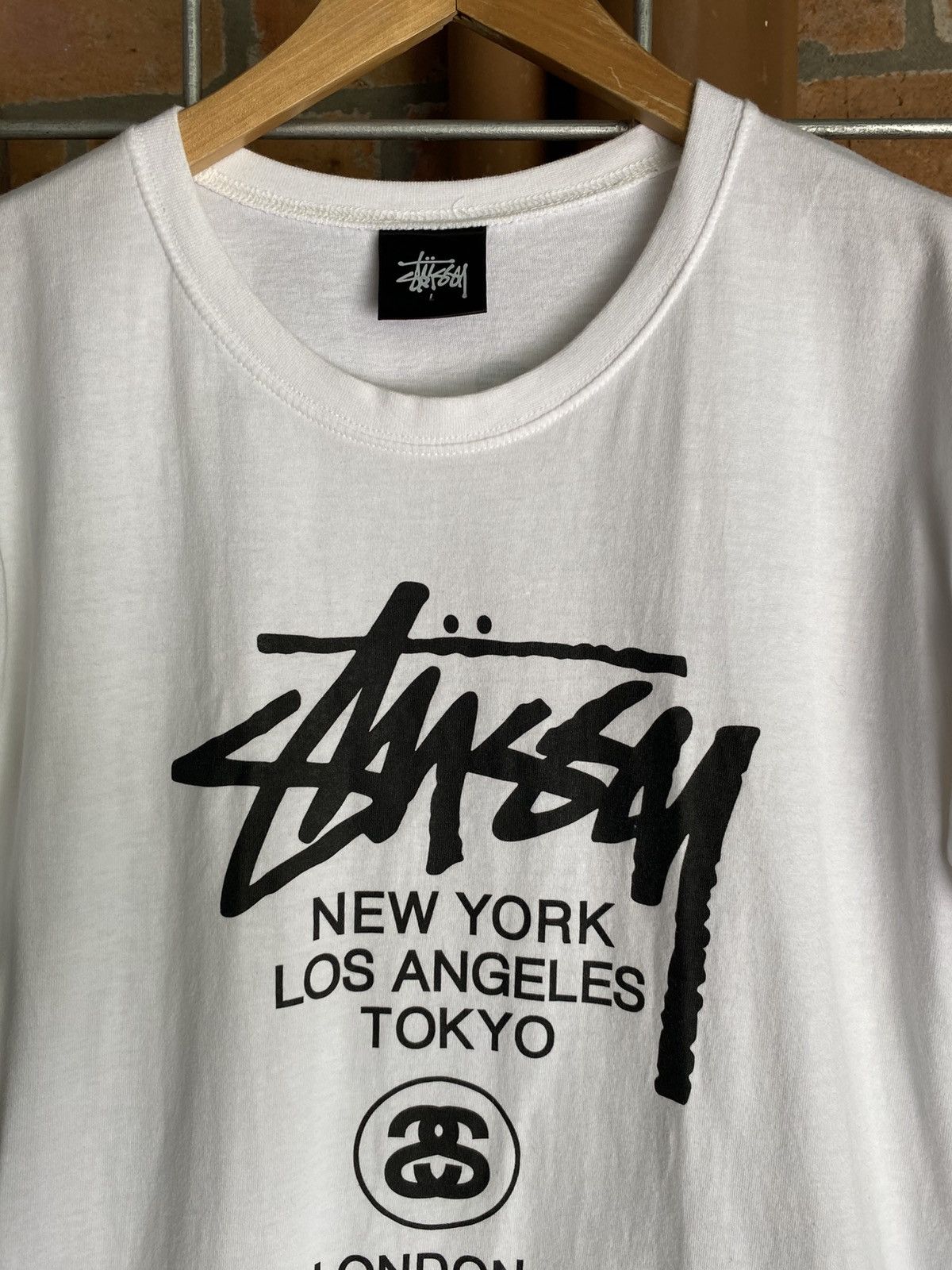 Stussy STUSSY White Short-Sleeve Logo T-Shirt Size US L / EU 52-54 / 3 - 10 Thumbnail