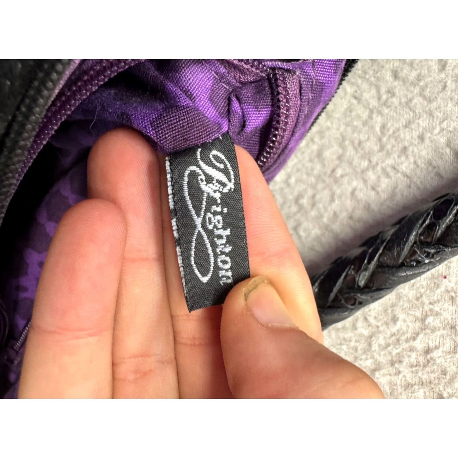 Brighton Tignanello Shoulder Bag Womens Leather Pebbled Braided Strap Heart Charm Black 12x14 Like New Size ONE SIZE - 6 Thumbnail
