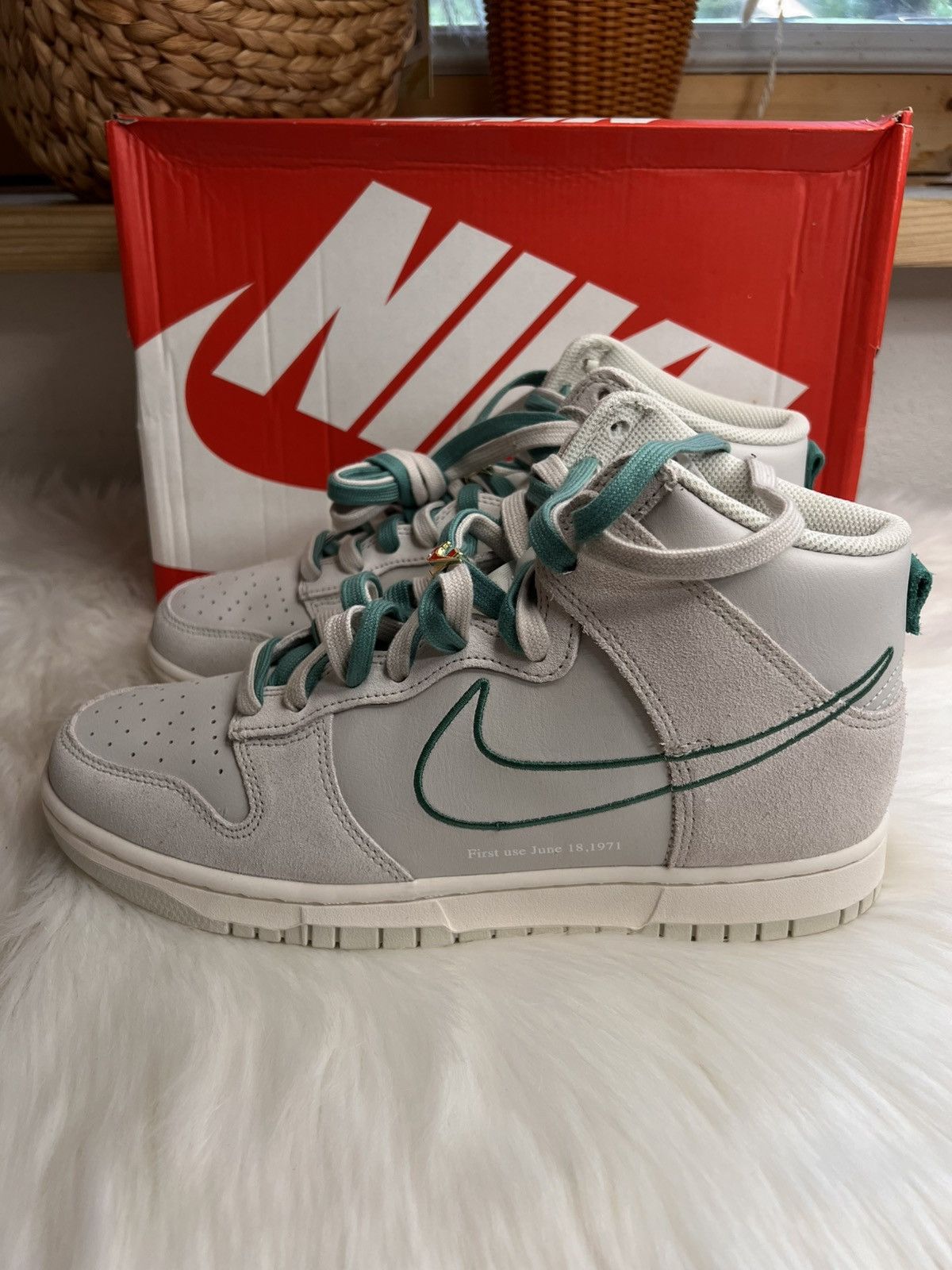 Nike NIKE Dunk High "First Use Pack Green Noise" Sneaker NIB Size US 10 / EU 43 - 1 Thumbnail