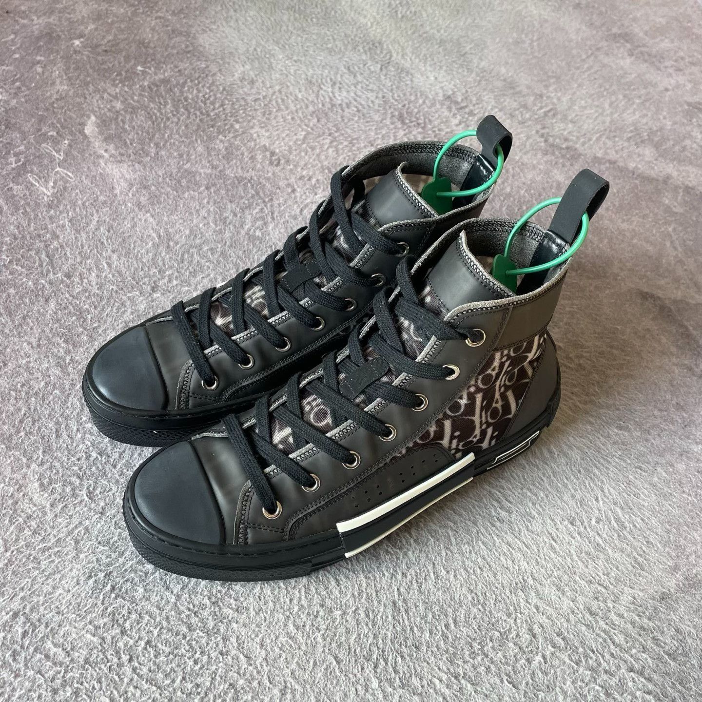 Dior Dior Black Hitop Sneakers 23 Men Size US 10 / EU 43 - 1 Thumbnail