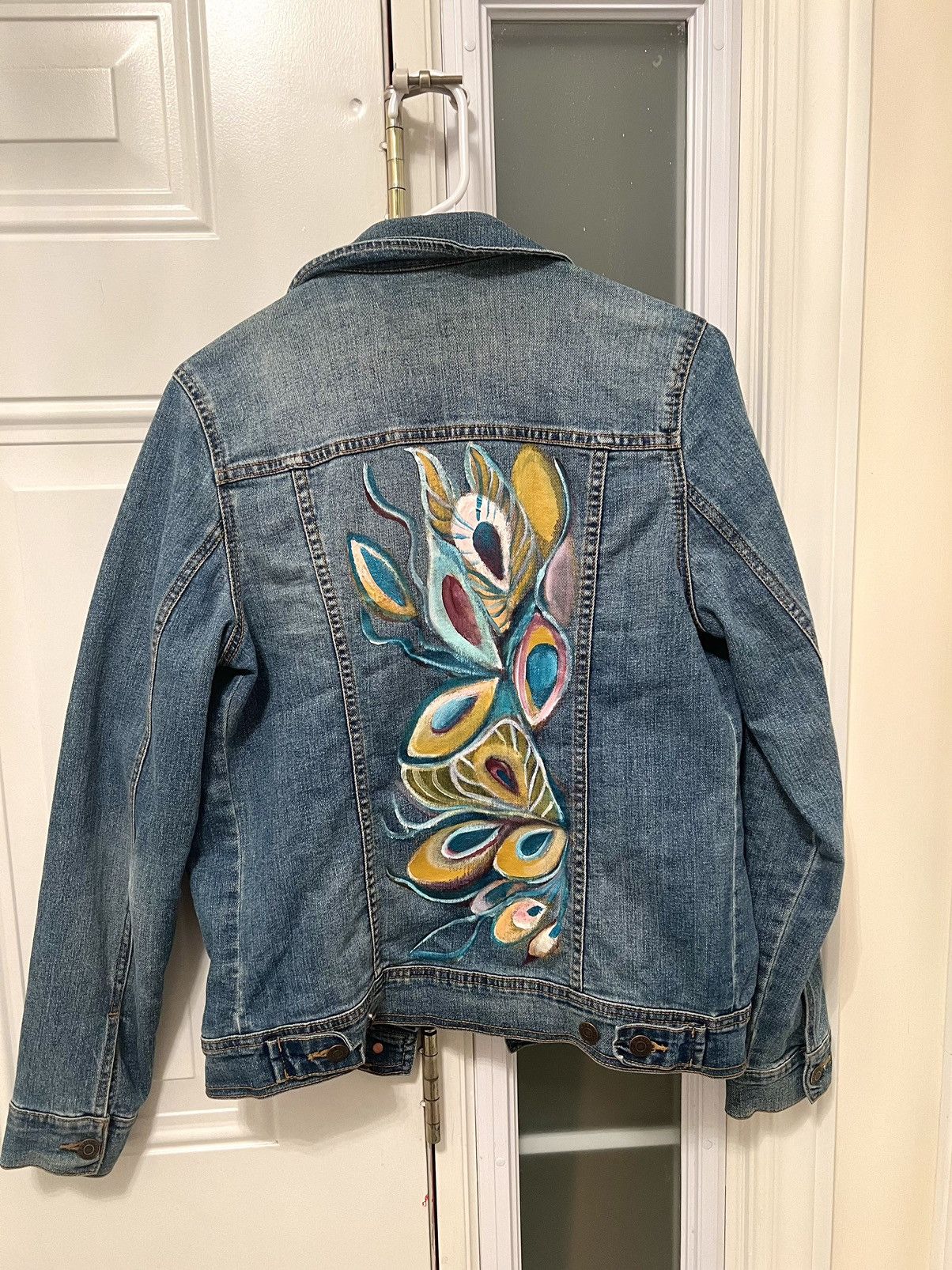Other Hand painted peacock Devine on denim M Size M / US 6-8 / IT 42-44 - 1 Thumbnail
