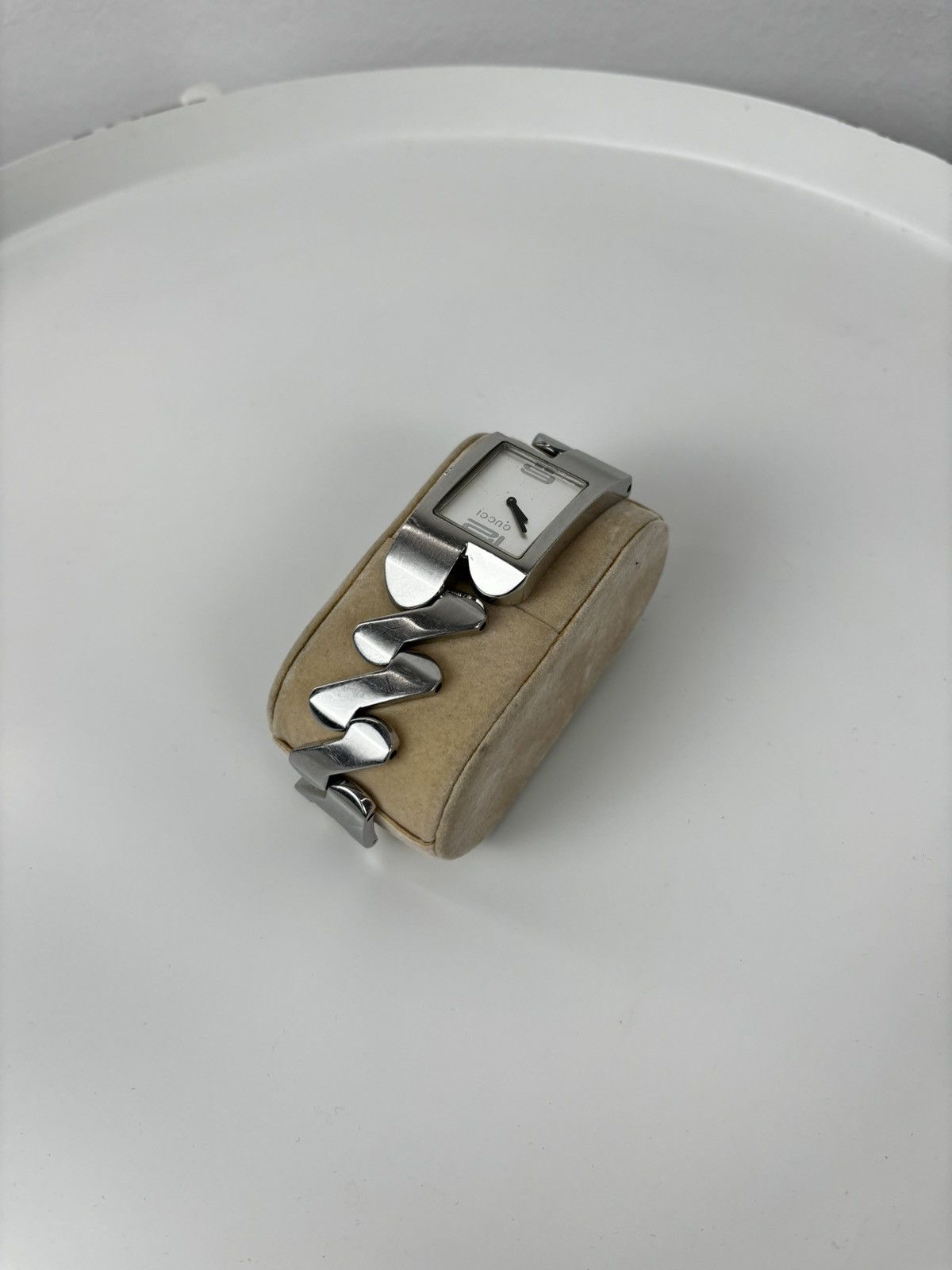 Designer × Gucci × Paolo Gucci RARE 2055G Swiss Made Stainless Steel ZigZag Bracelet Quartz Wristwatch Size ONE SIZE - 9 Thumbnail