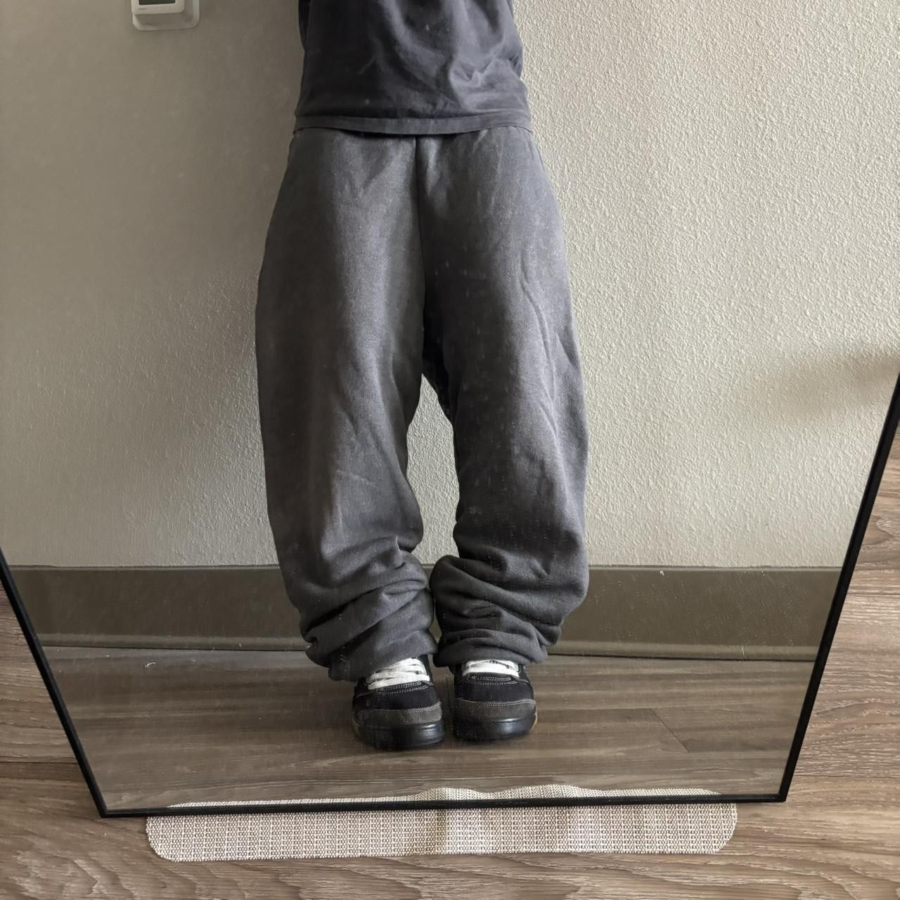 Russell Athletic Crazy Vintage 90s Baggy Faded Grey Russell Essential Sweatpants! Fits M Size US 30 / EU 46 - 1 Thumbnail