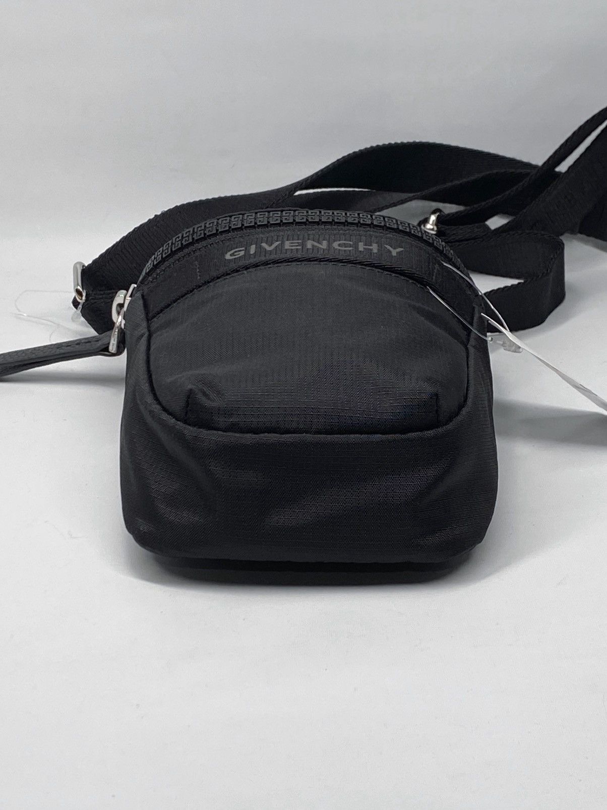 Givenchy Givenchy G-Trek Nylon Phone Pouch Size ONE SIZE - 11 Thumbnail