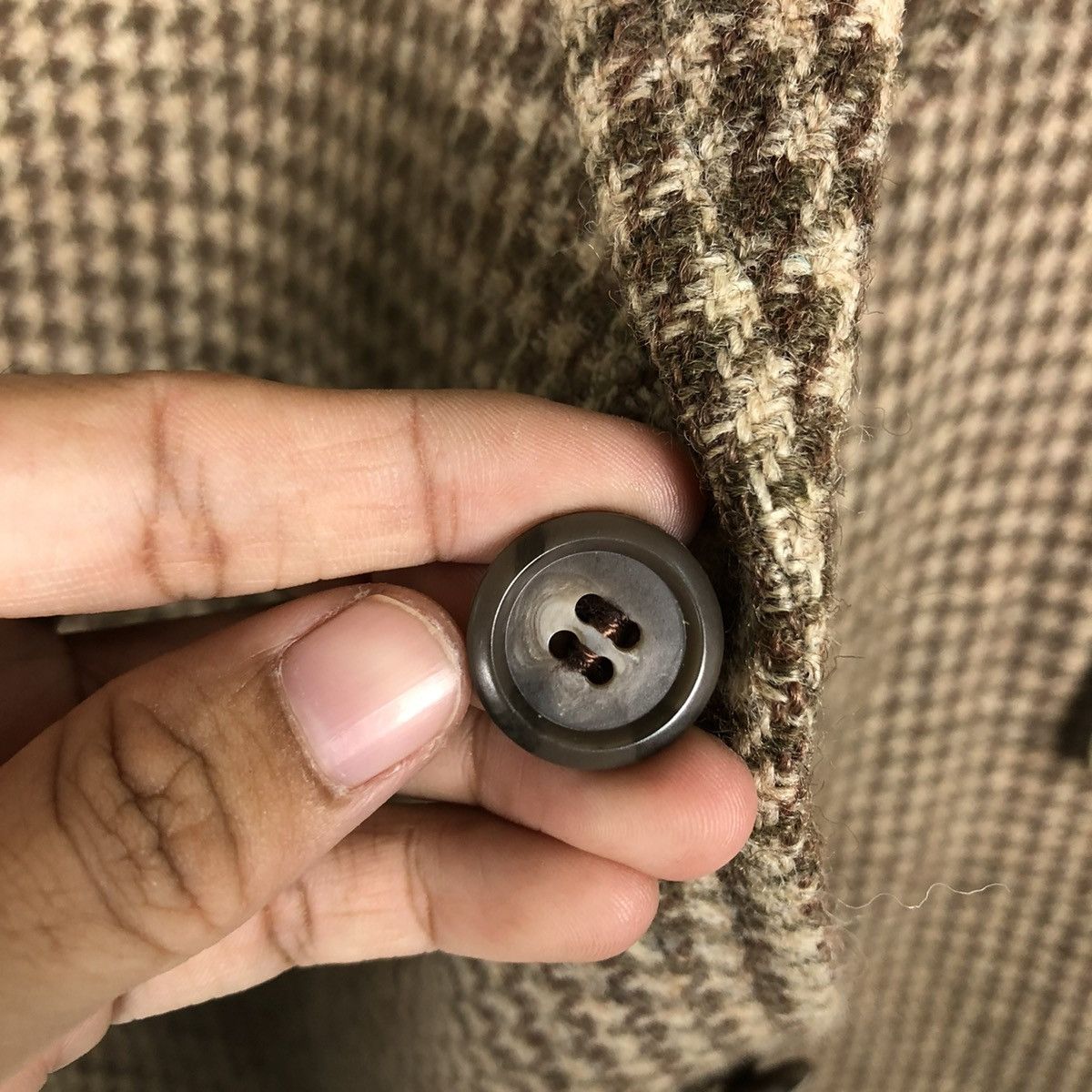 Harris Tweed 📌VINTAGE DOUBLE BREAST WOOL HARRIS TWEED HERRINBONE Size US M / EU 48-50 / 2 - 17 Thumbnail