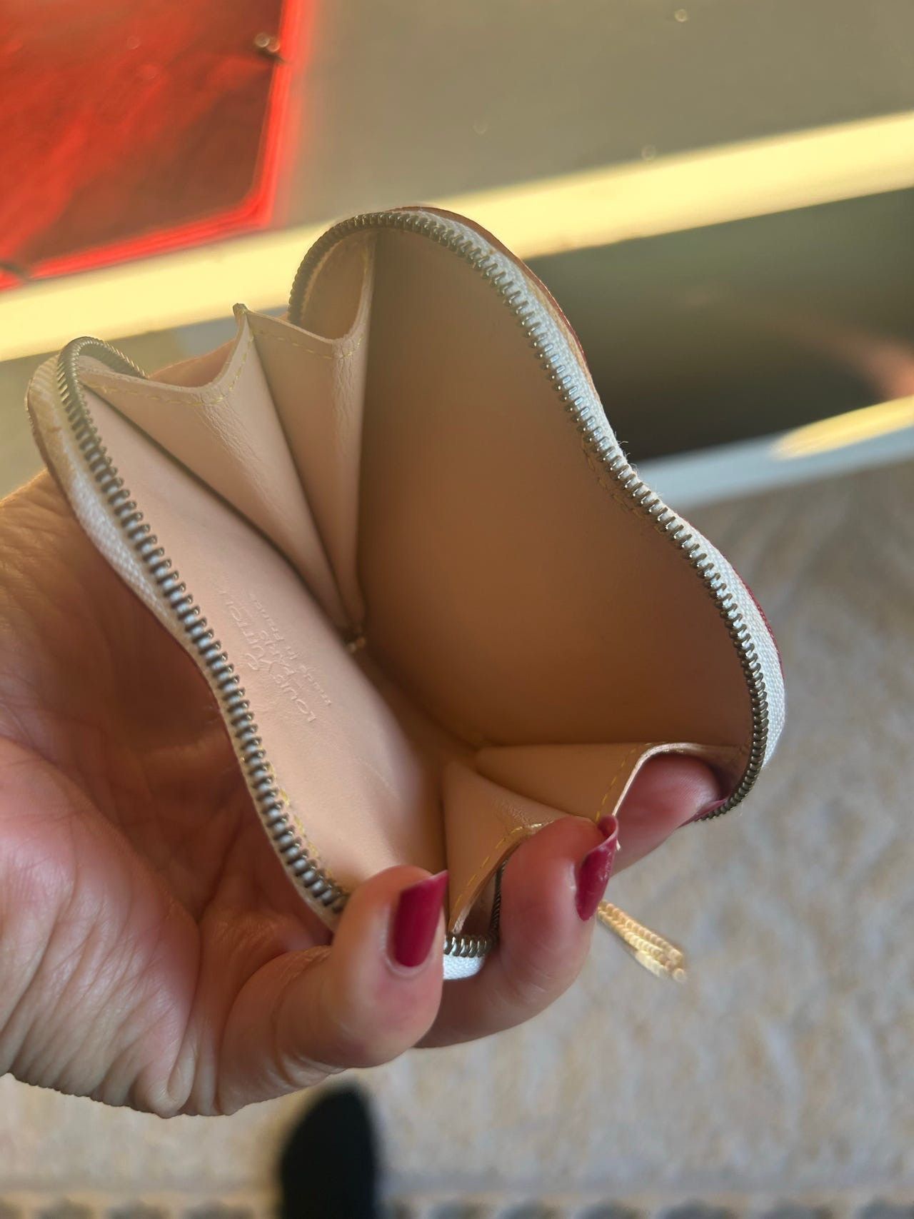 Louis Vuitton Louis Vuitton Multicolor Heart Coin Pouch Size ONE SIZE - 2 Thumbnail