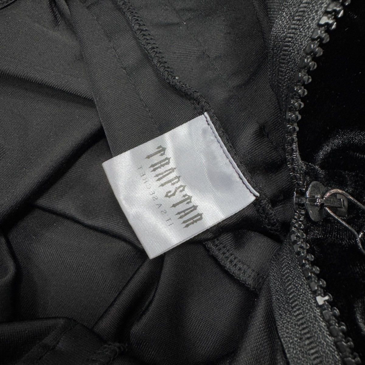 Trapstar London Trapstar Women Velour Tape Bodysuit Size L Size 34" / US 12 / IT 48 - 7 Thumbnail