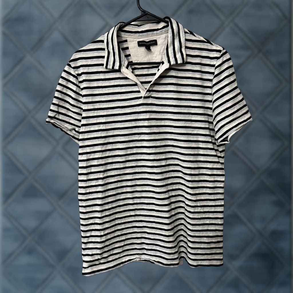 Banana Republic VINTAGE Banana Republic Polo Shirt Men L White Striped Short Sleeve Preppy Golf Size US L / EU 52-54 / 3 - 1 Thumbnail