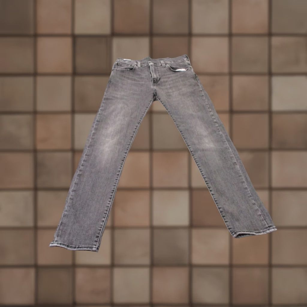Levi's Item Specifications: Size: 34 Size US 32 / EU 48 - 1 Thumbnail